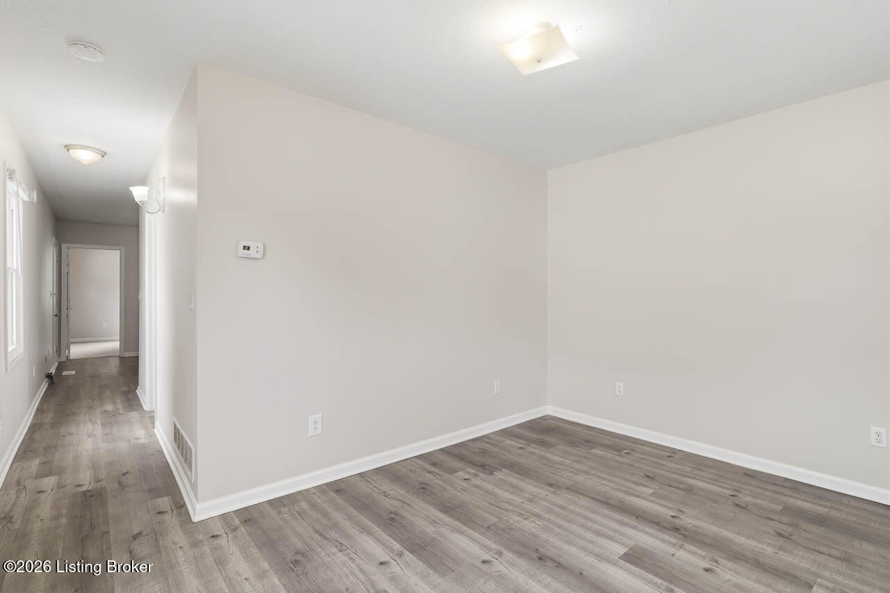 2811 Montana Ave Property Photo 2