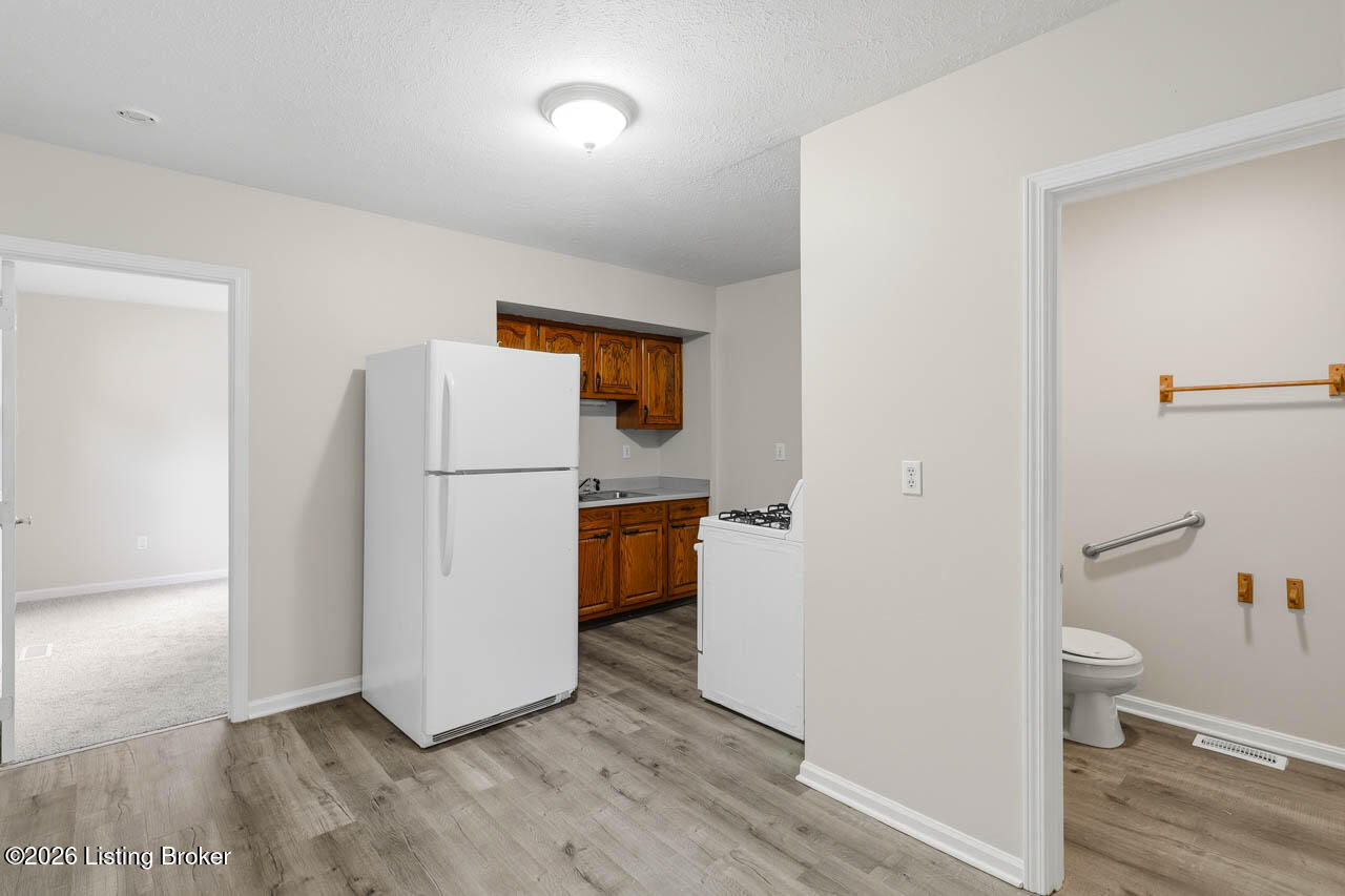 2811 Montana Ave Property Photo 7