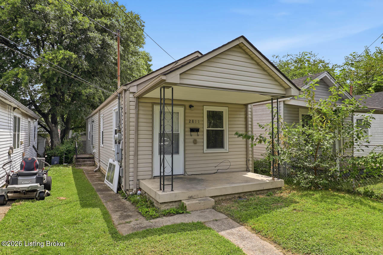 2811 Montana Ave Property Photo 16