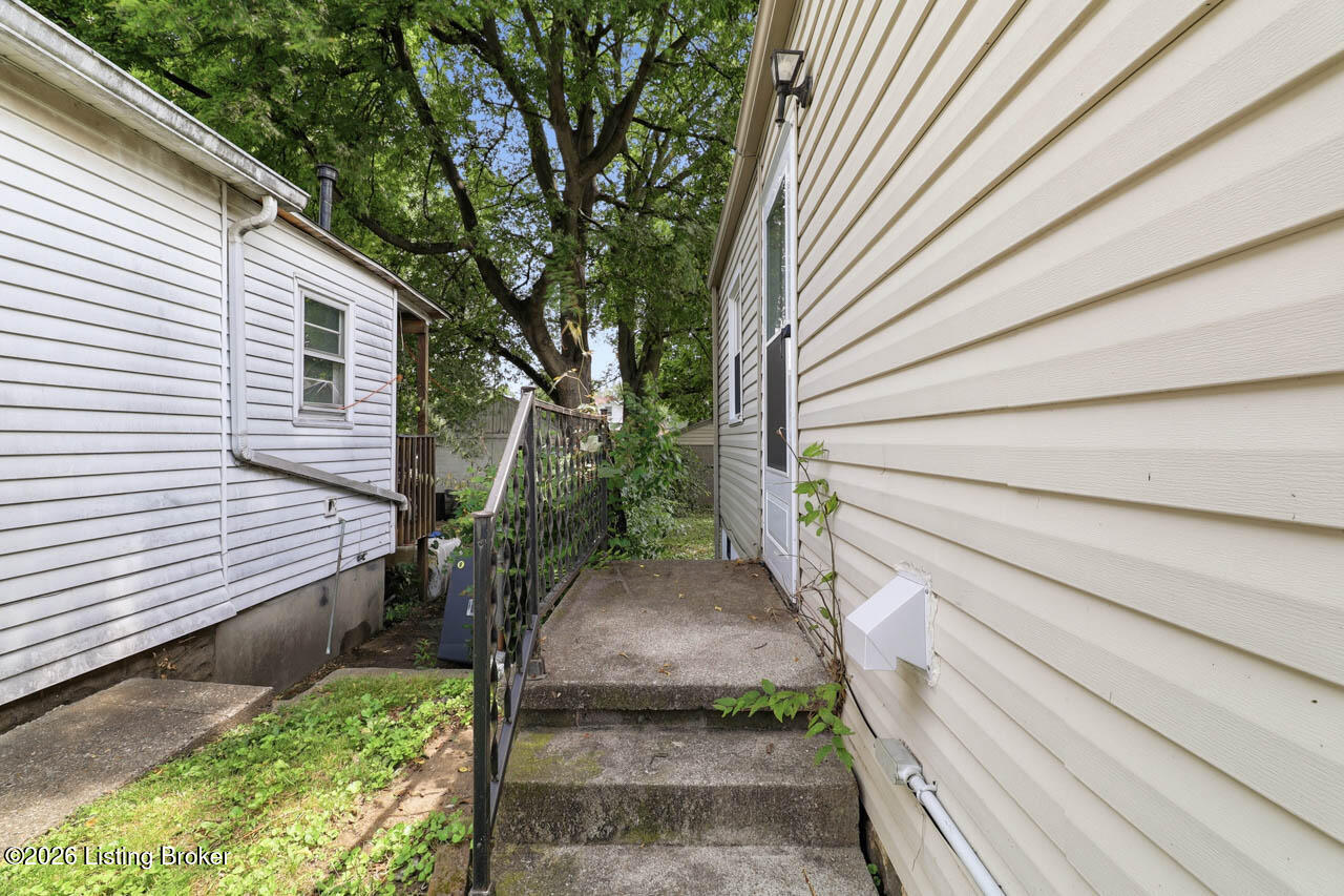 2811 Montana Ave Property Photo 18