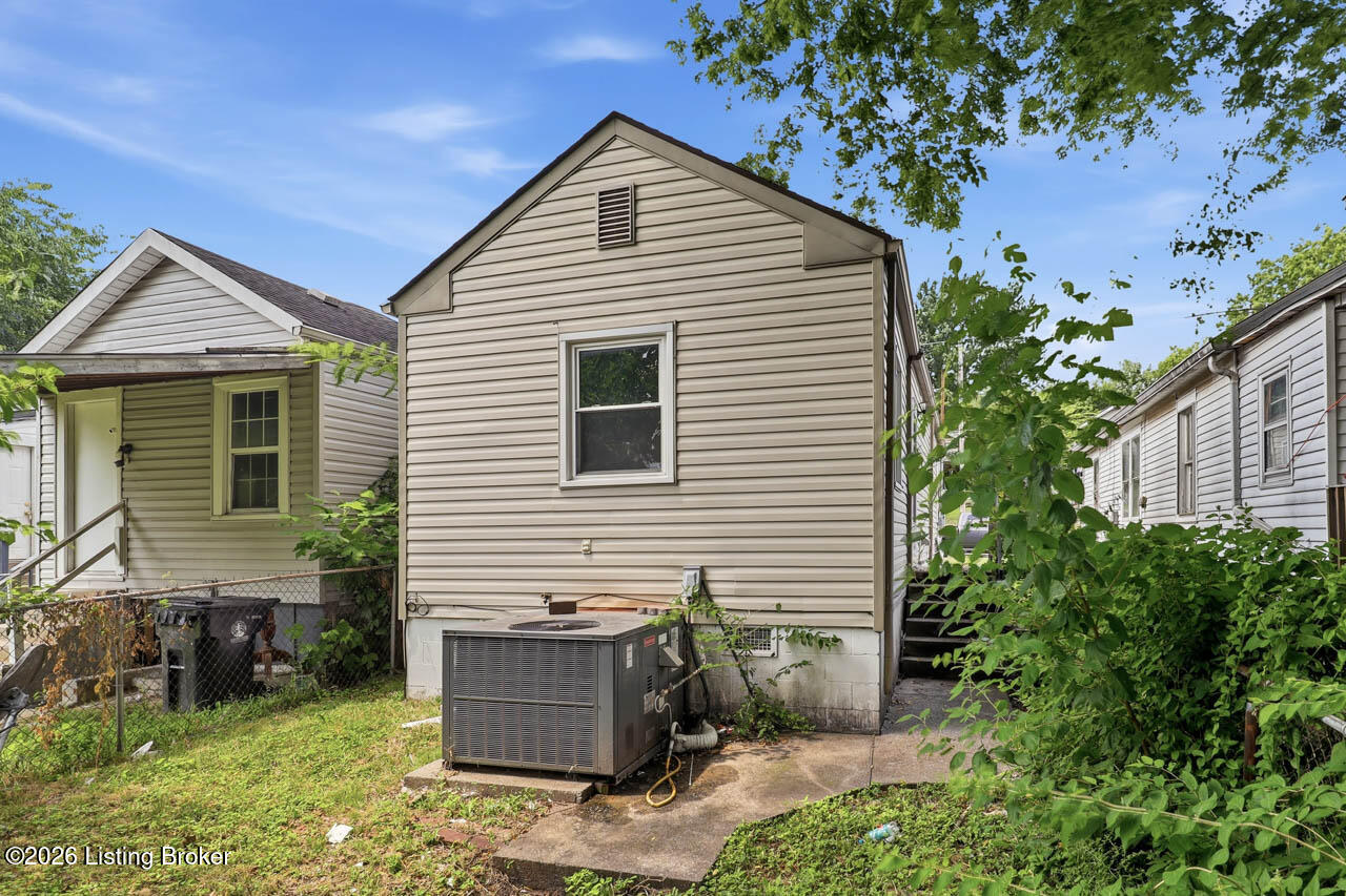 2811 Montana Ave Property Photo 21