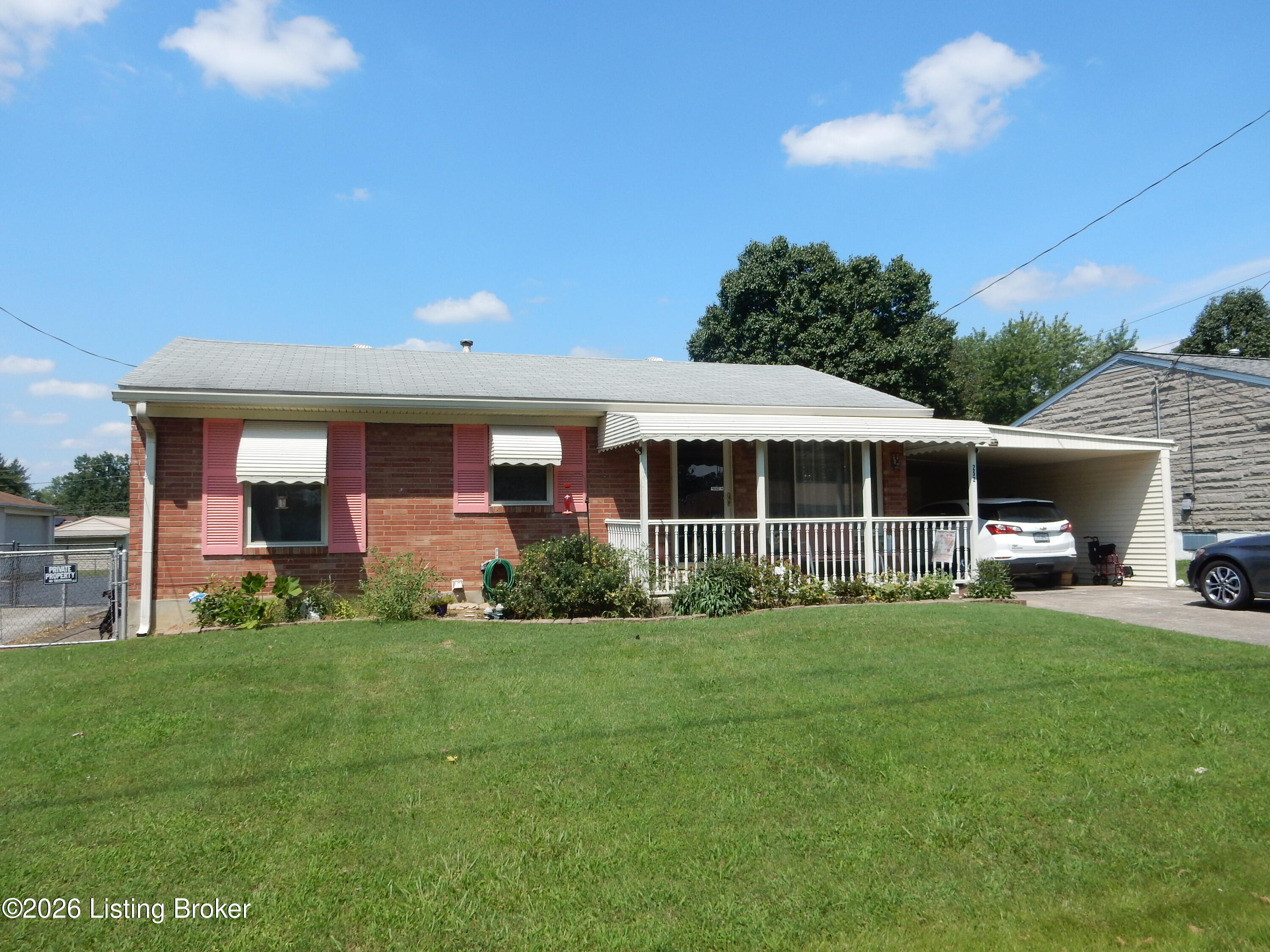 252 Norwood Way Property Photo 2