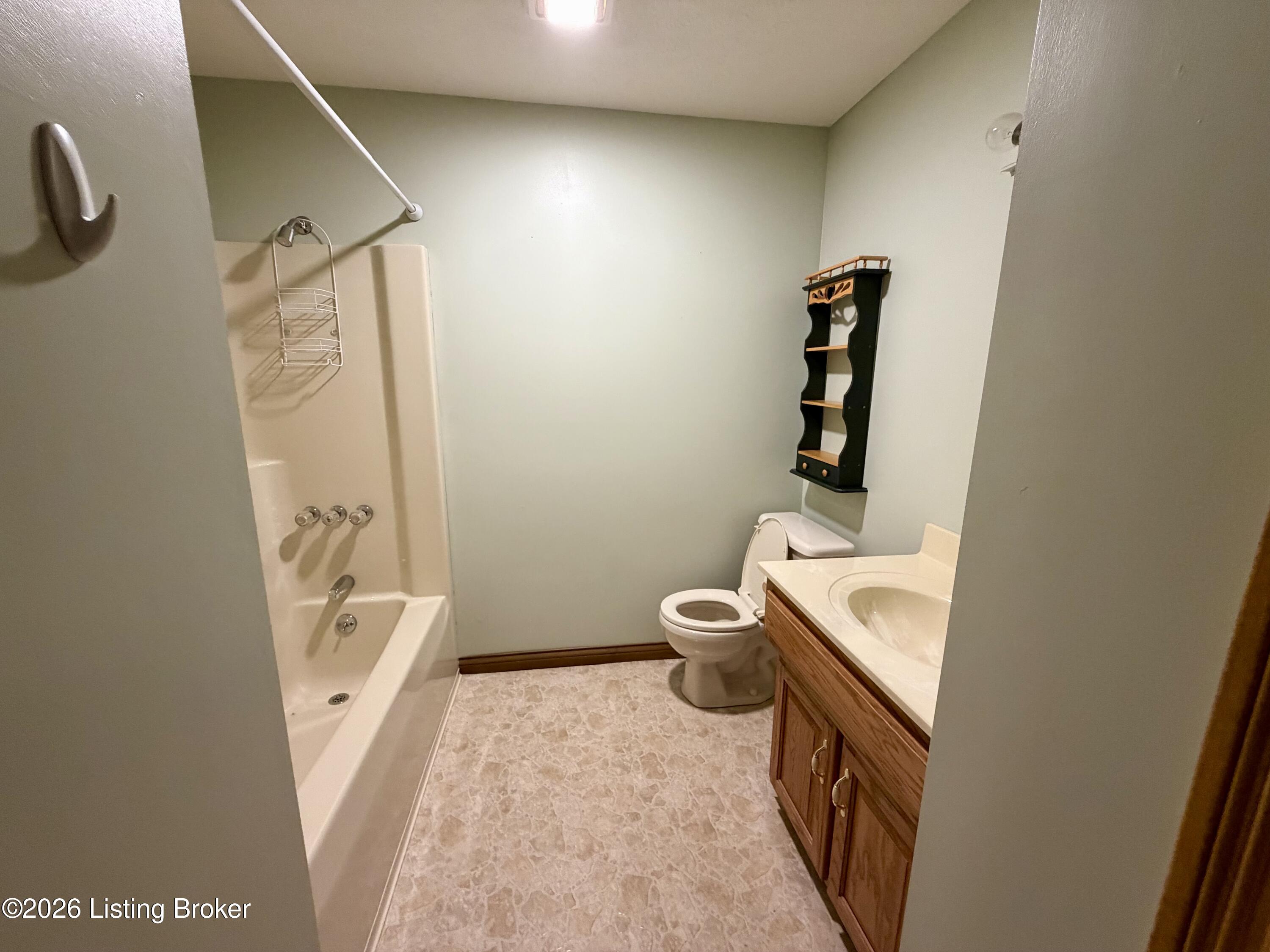 7296 Bardstown Rd Property Photo 25