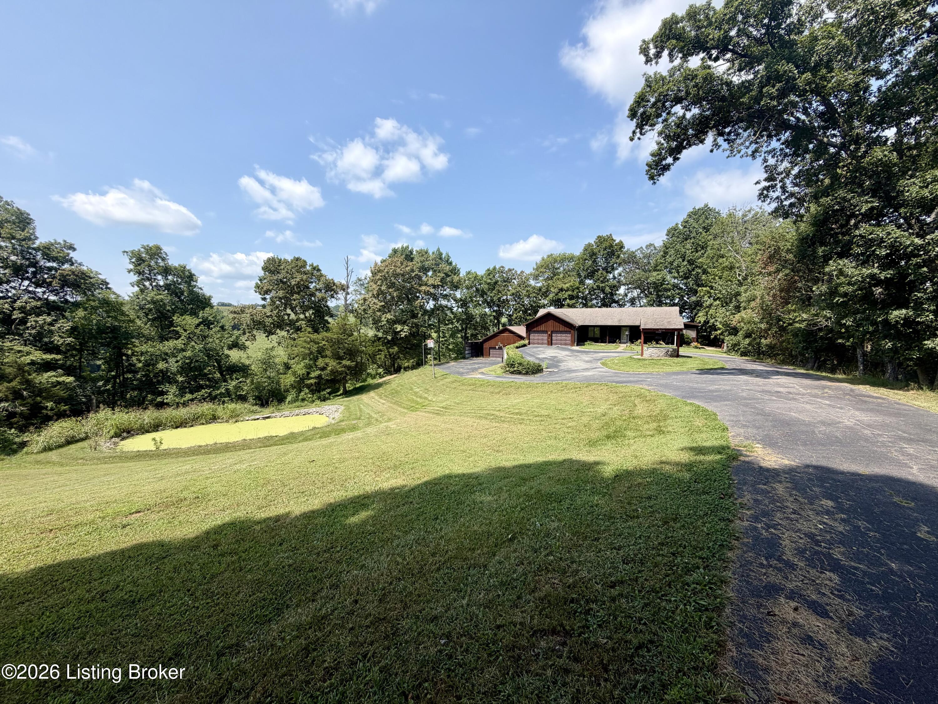 7296 Bardstown Rd Property Photo 59