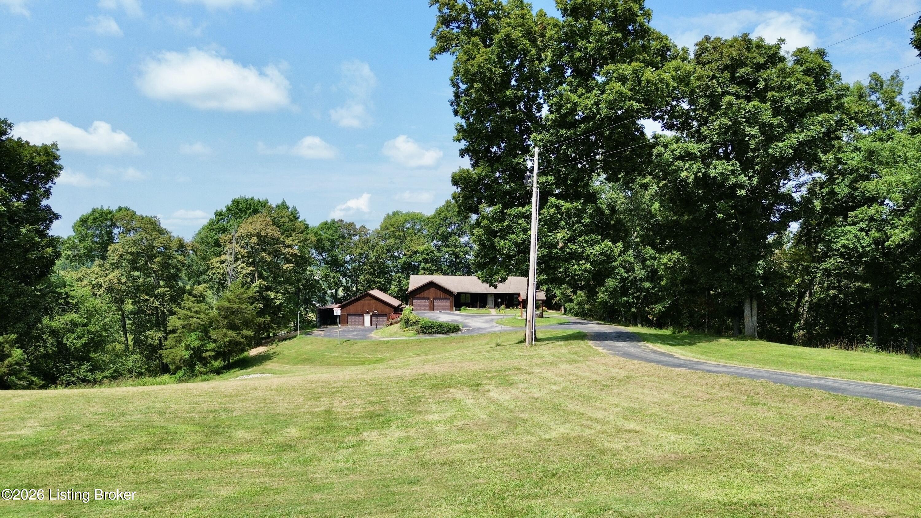 7296 Bardstown Rd Property Photo 60