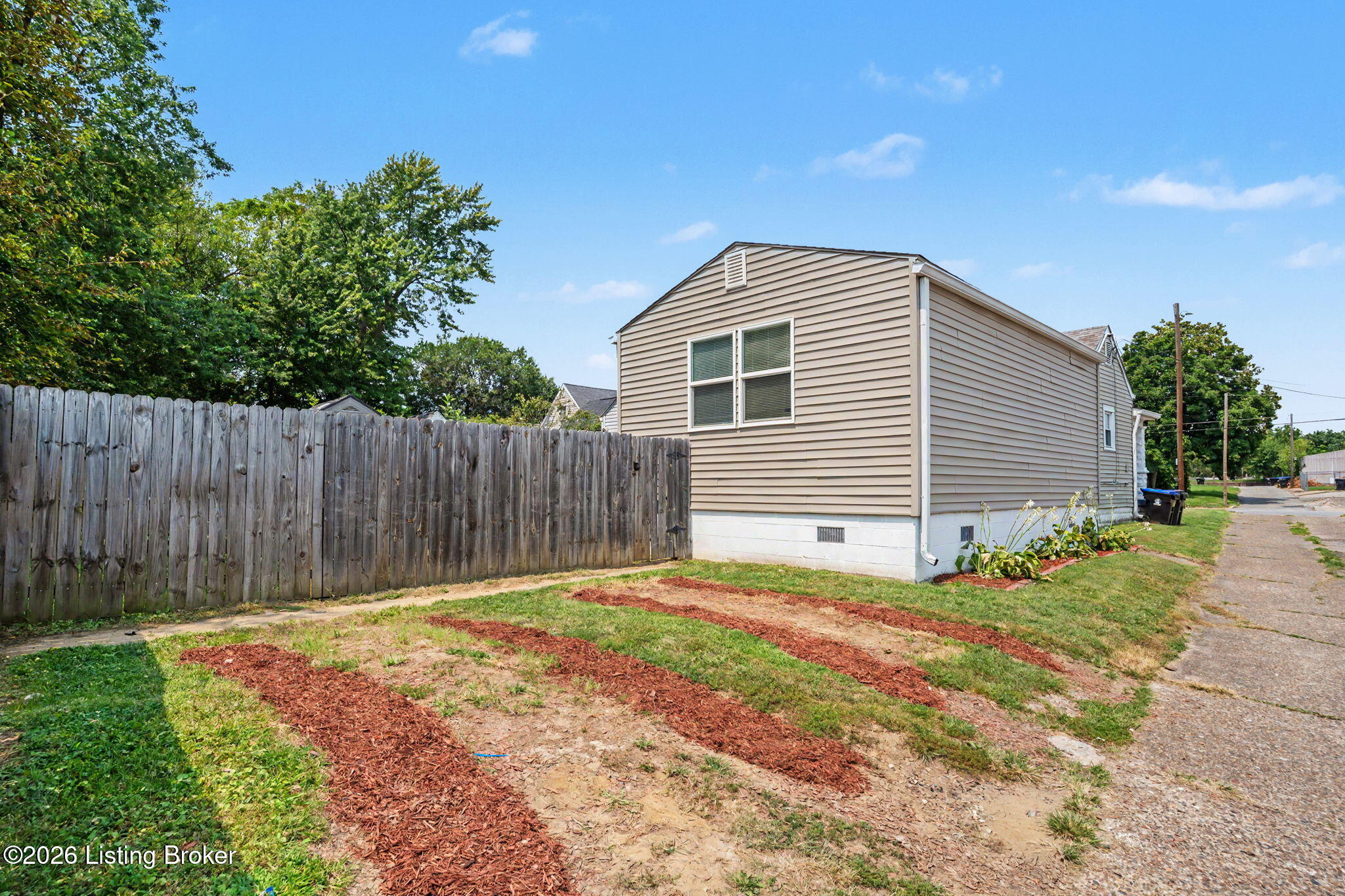 476 E Brandeis Ave Property Photo 41