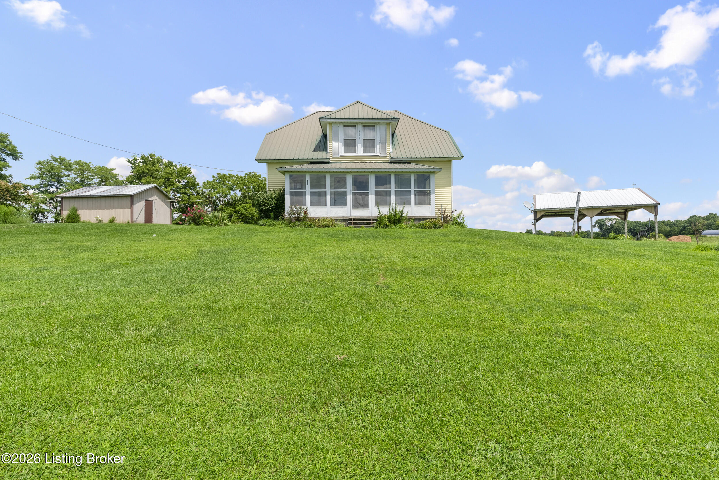 2411 Van Buren Rd Property Photo 8