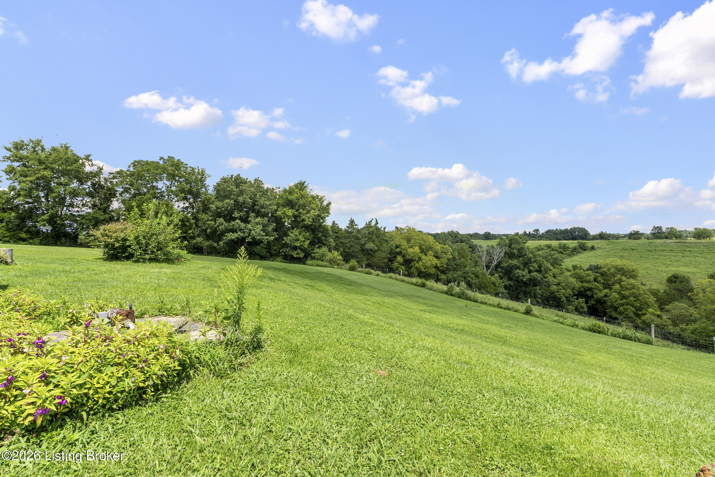 2411 Van Buren Rd Property Photo 13