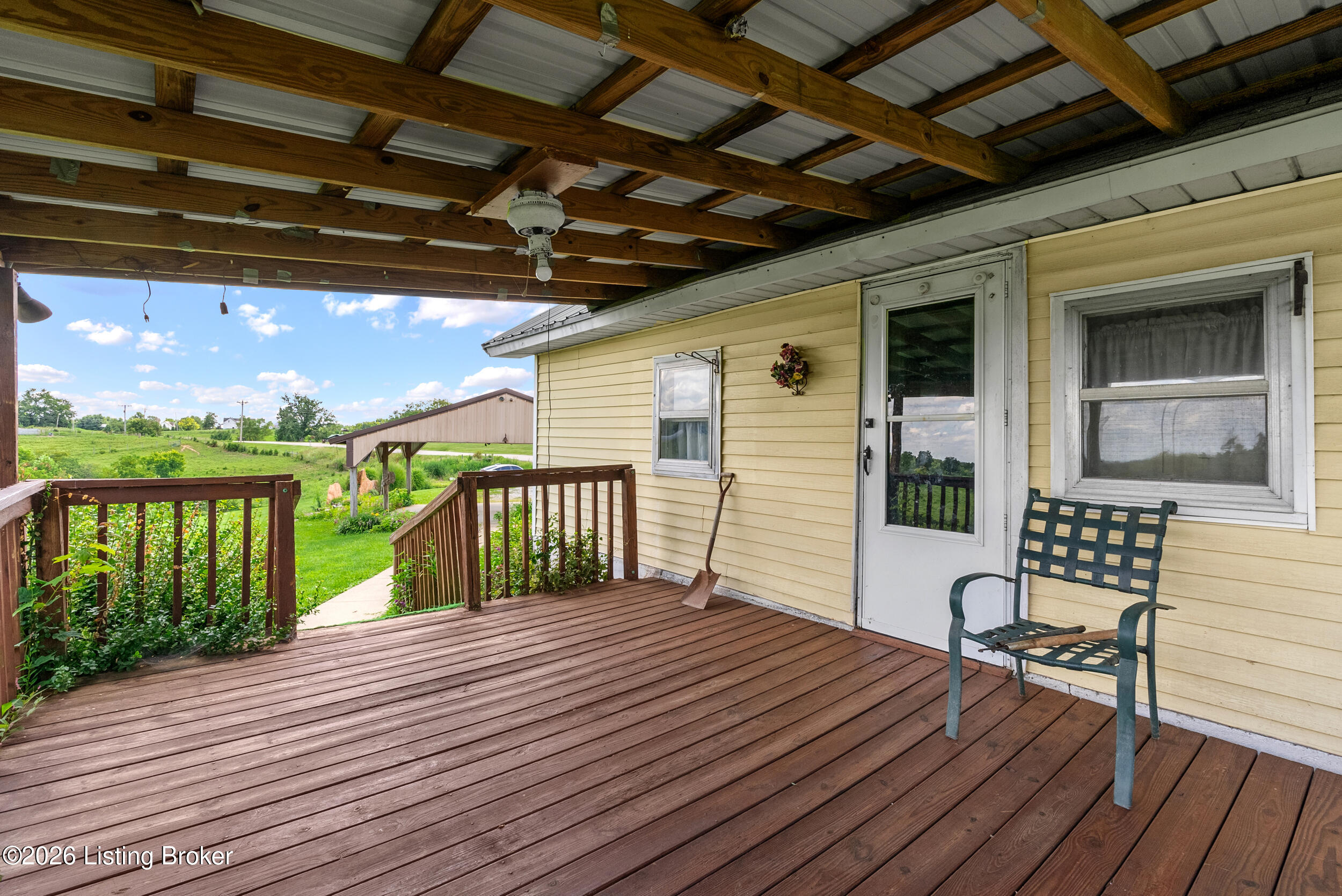 2411 Van Buren Rd Property Photo 15