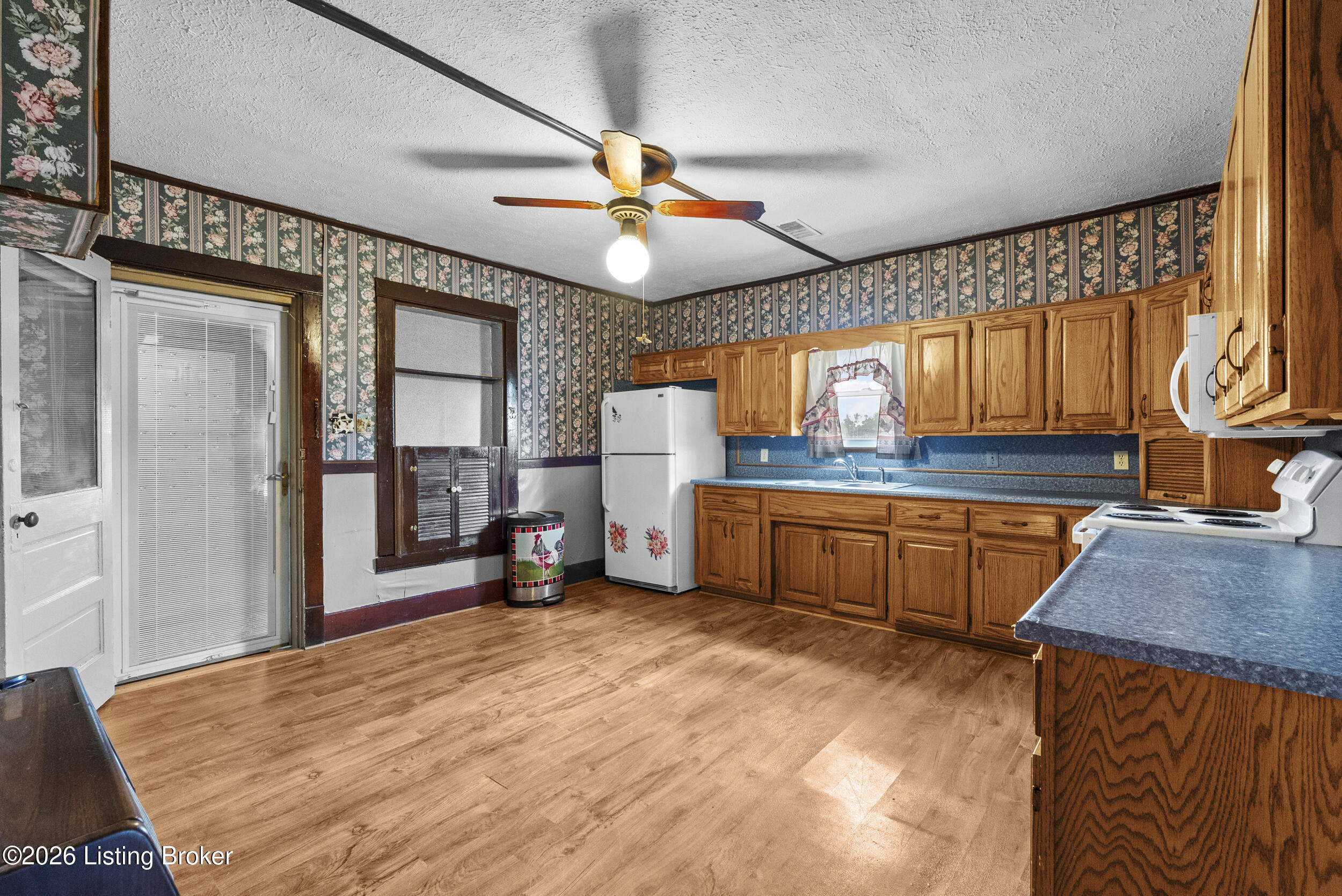 2411 Van Buren Rd Property Photo 23