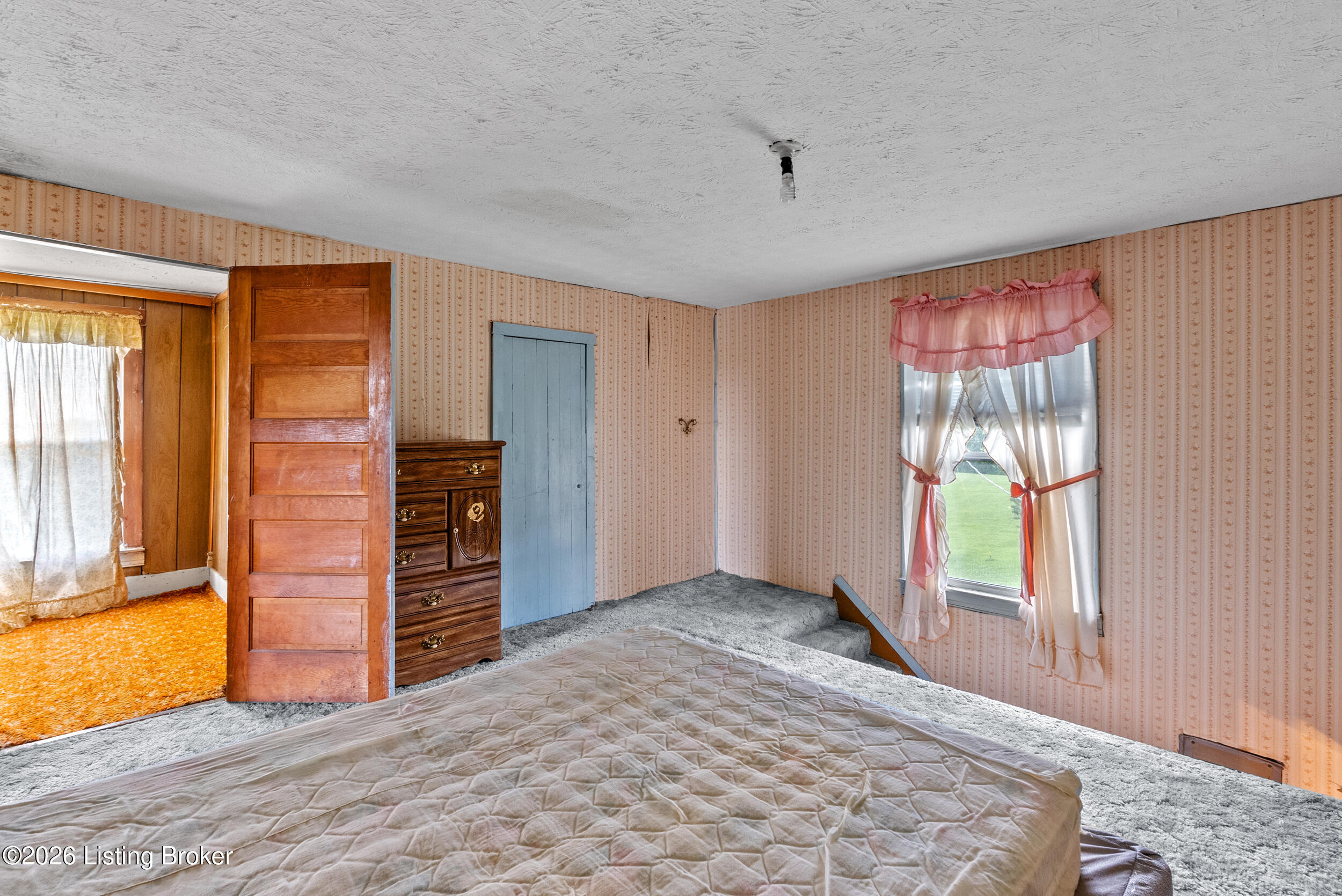 2411 Van Buren Rd Property Photo 37