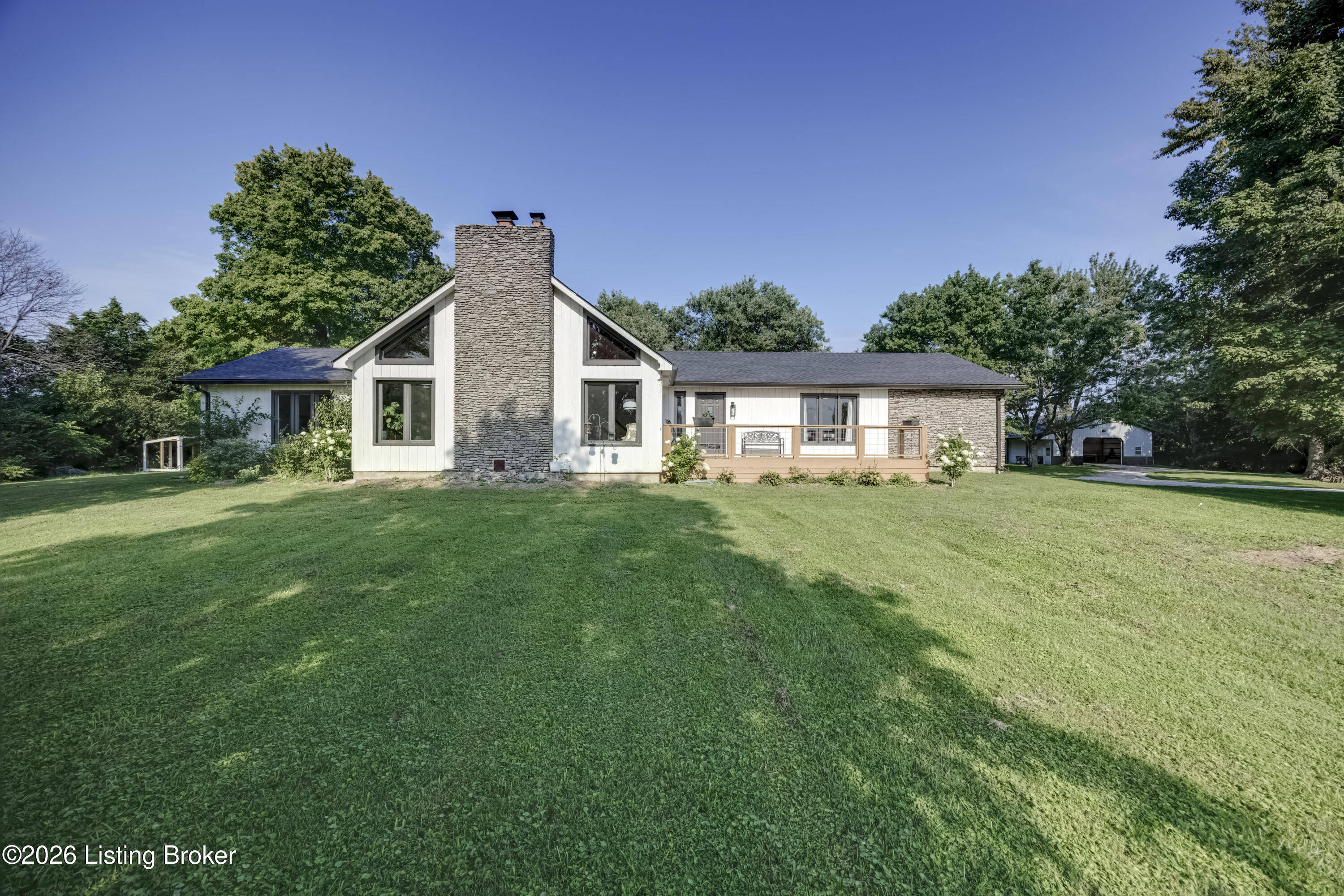 5805 Payton Ln Property Photo 1