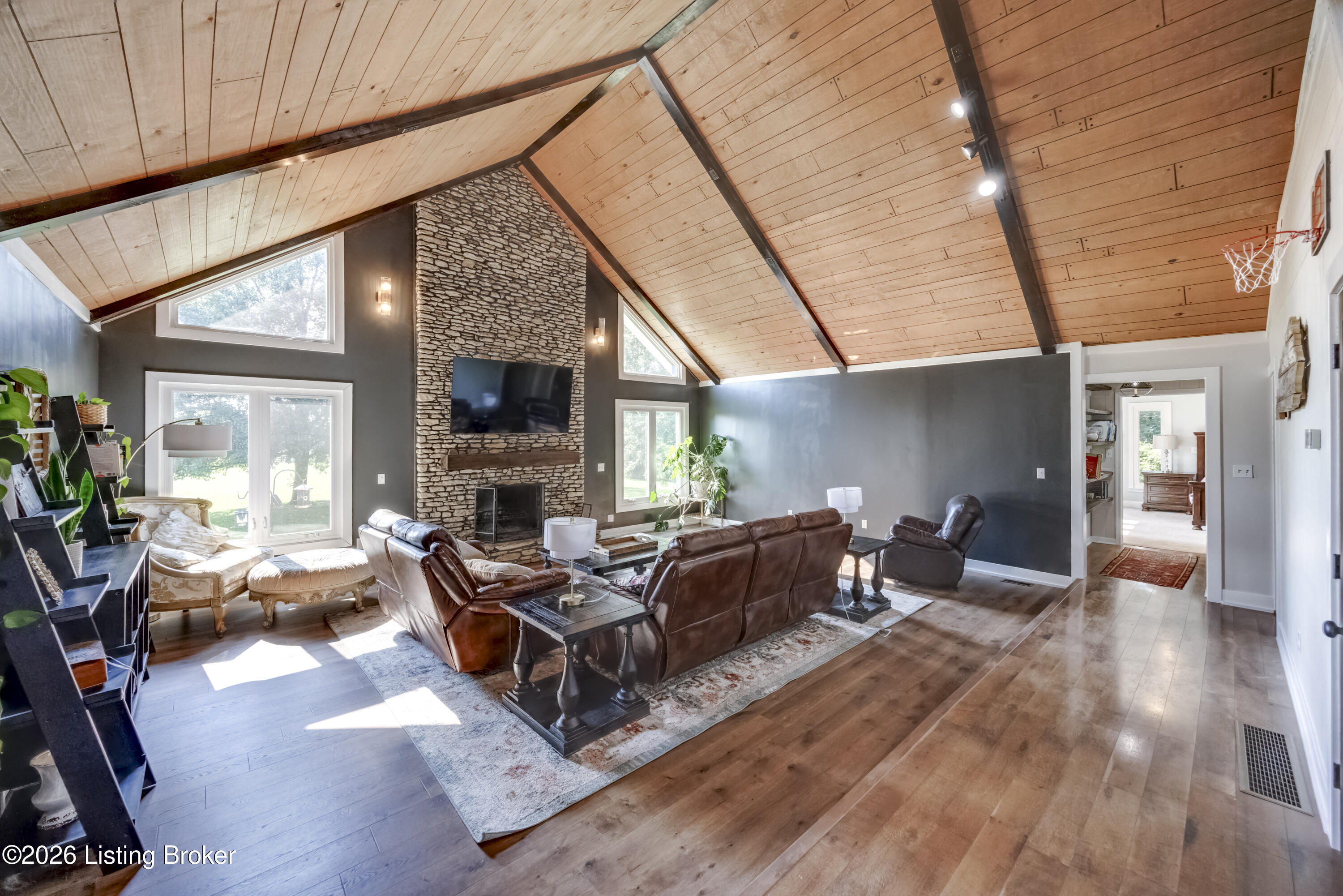 5805 Payton Ln Property Photo 18