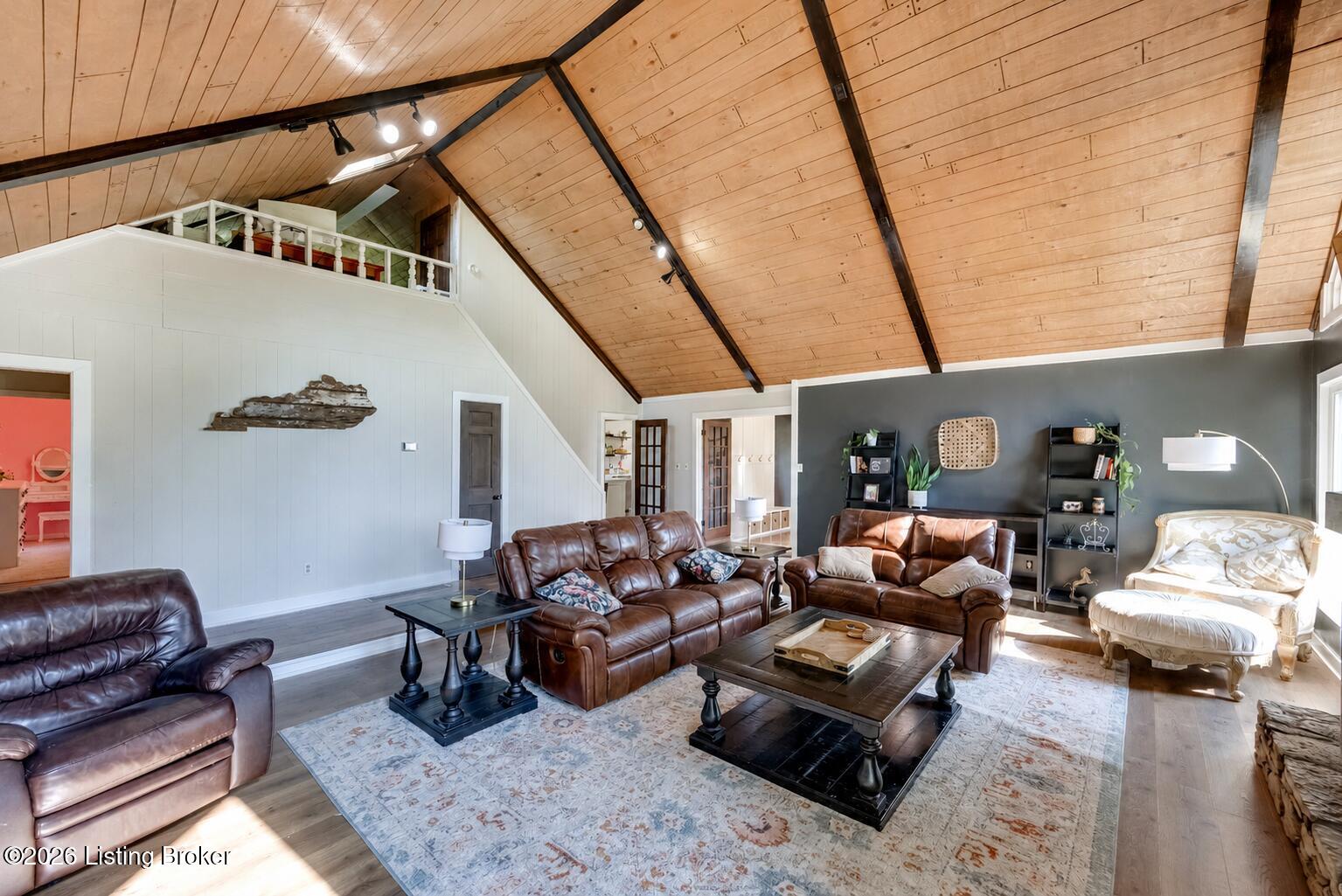 5805 Payton Ln Property Photo 20
