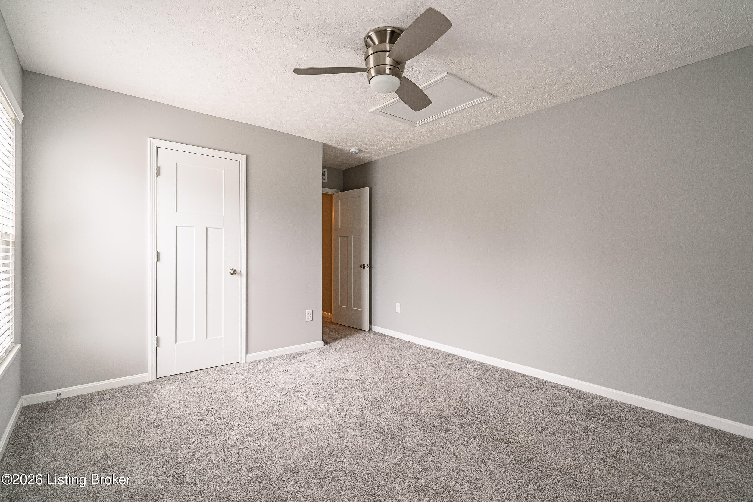 10536 Vista View Dr Property Photo 13