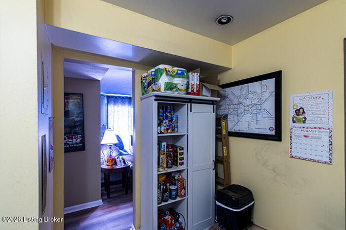 503 Logsdon Ct Property Photo 11
