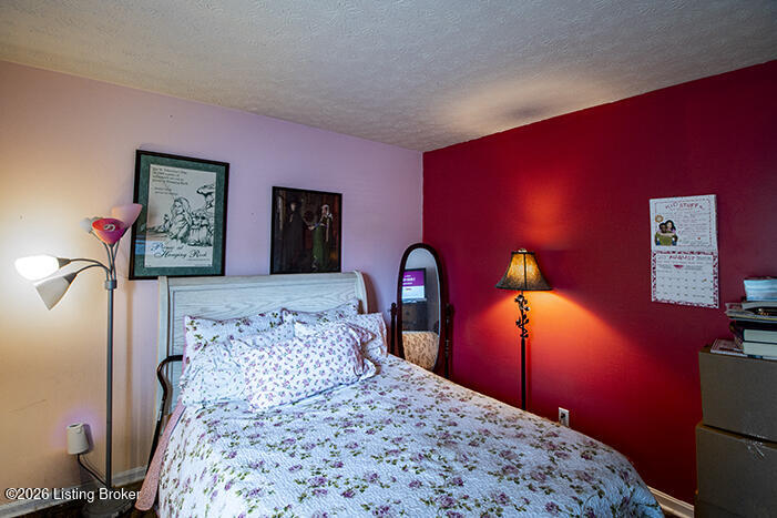 503 Logsdon Ct Property Photo 16