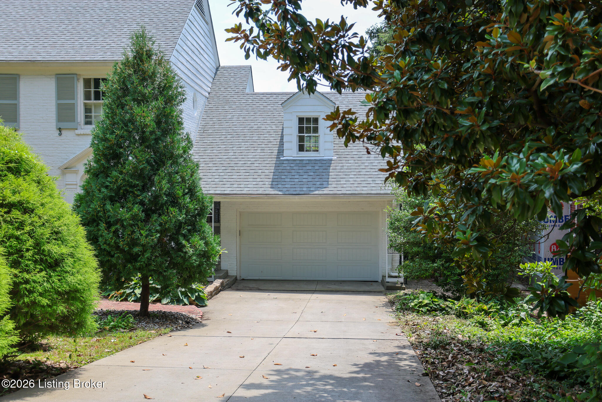 602 Sunset Rd Property Photo 3