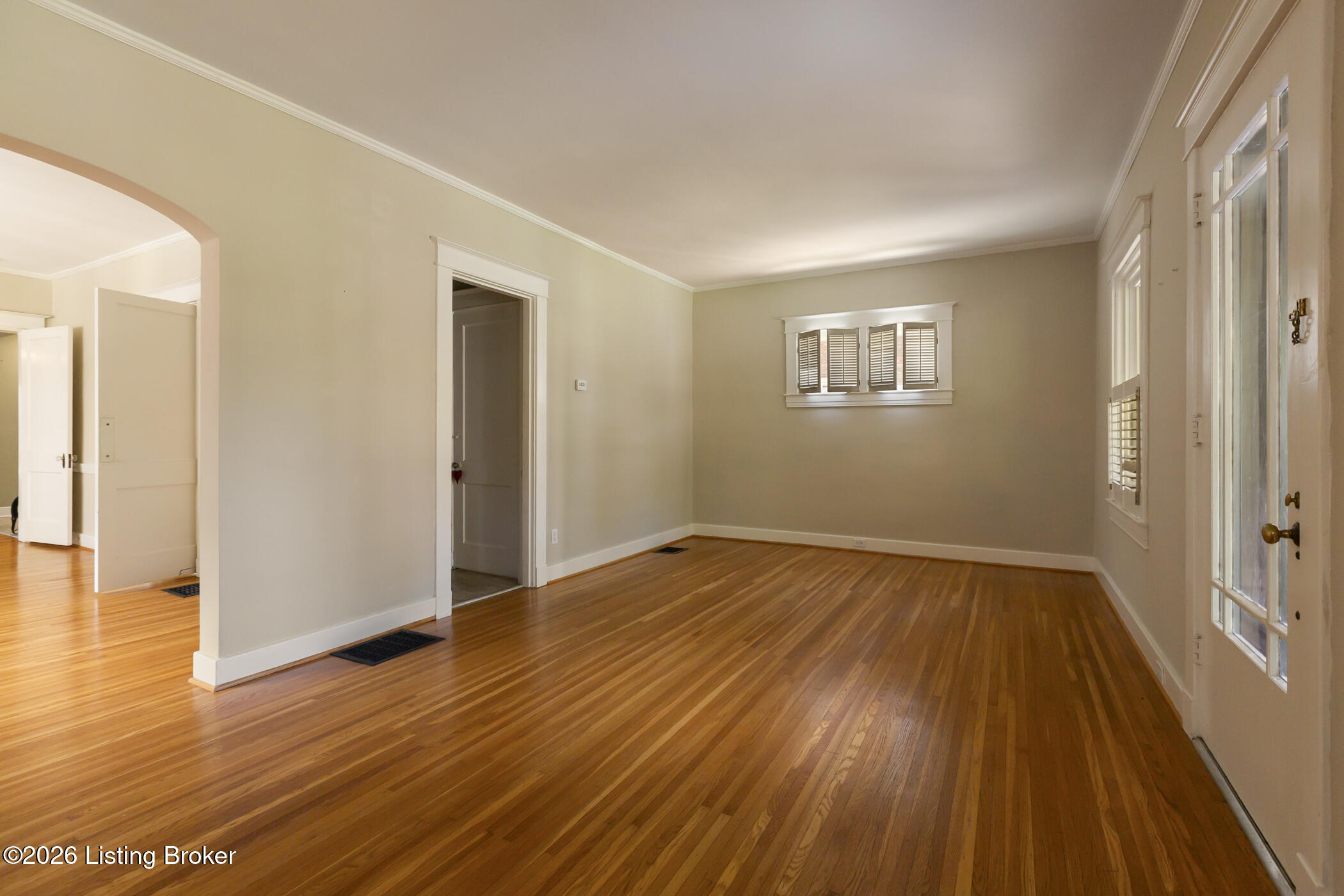 208 Oxford Pl Property Photo 16