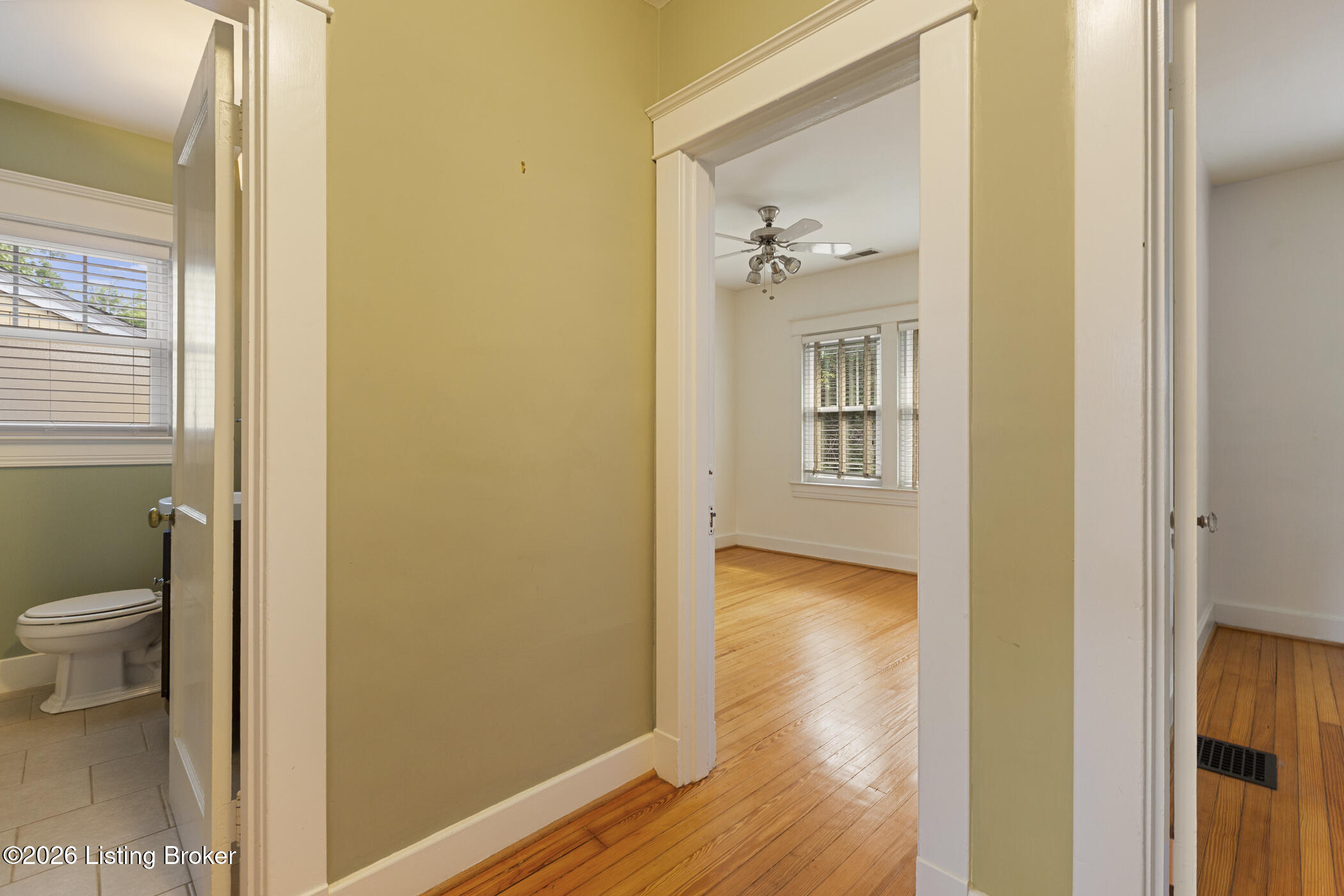 208 Oxford Pl Property Photo 46