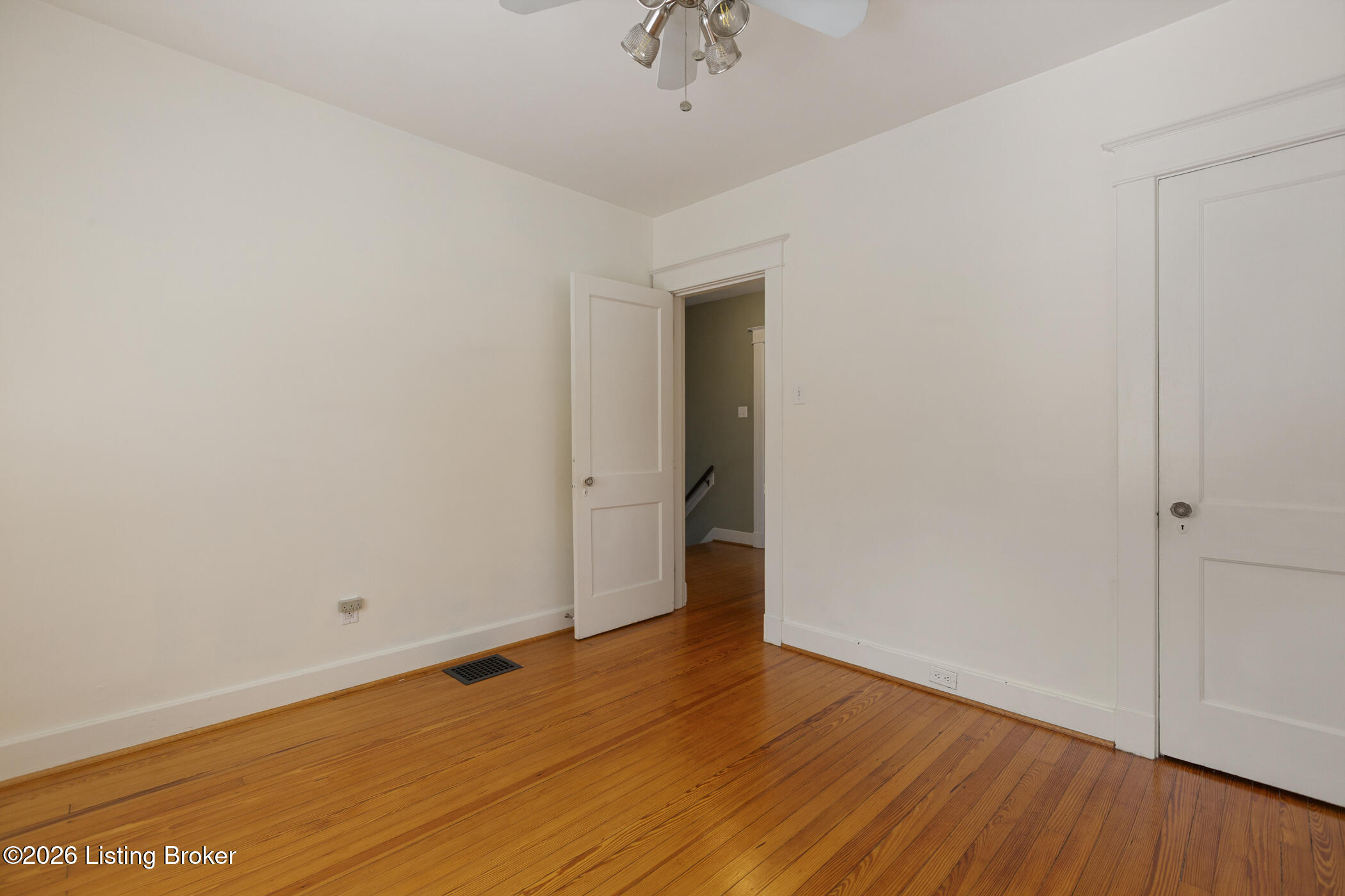 208 Oxford Pl Property Photo 52