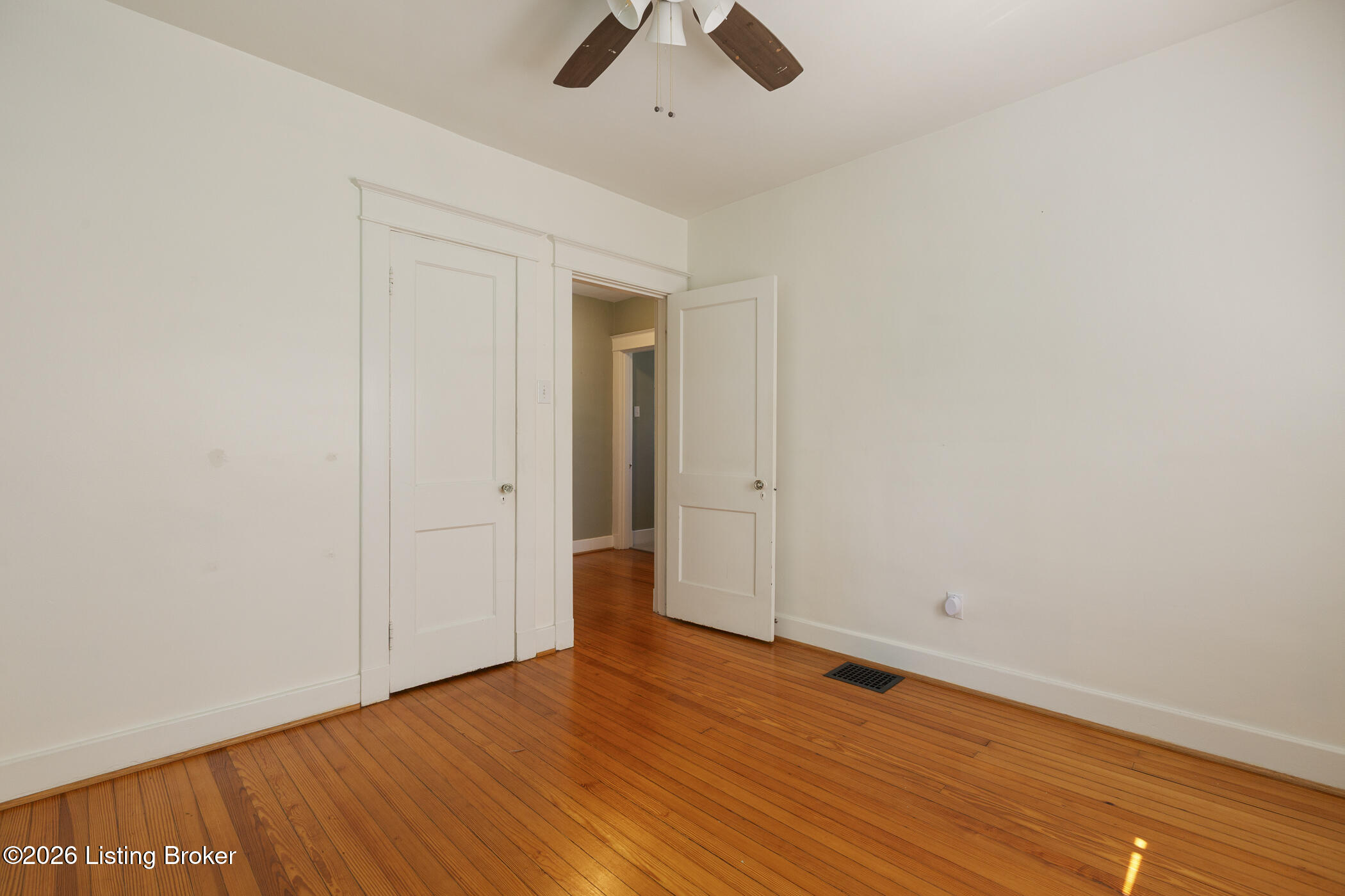 208 Oxford Pl Property Photo 56