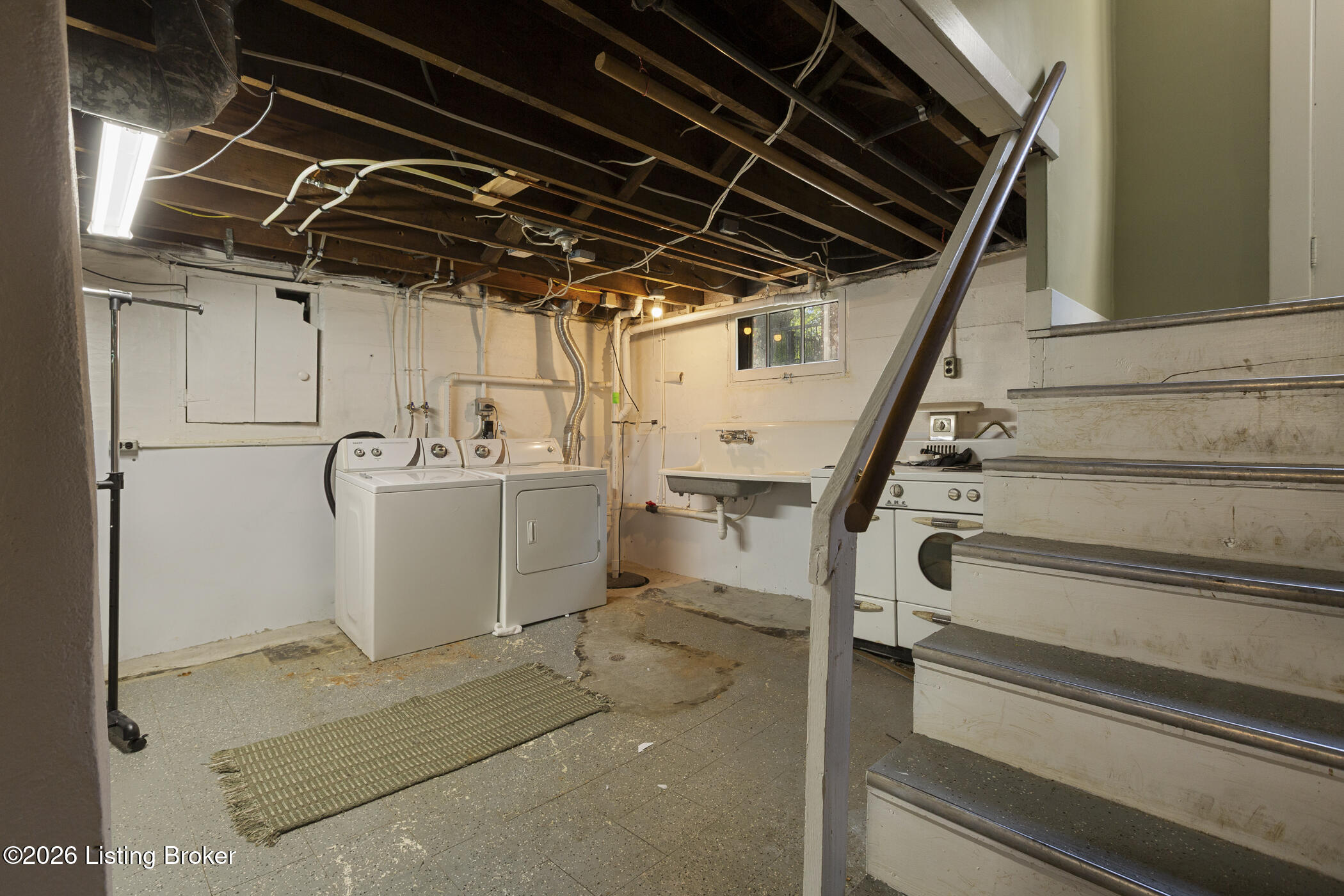 208 Oxford Pl Property Photo 59