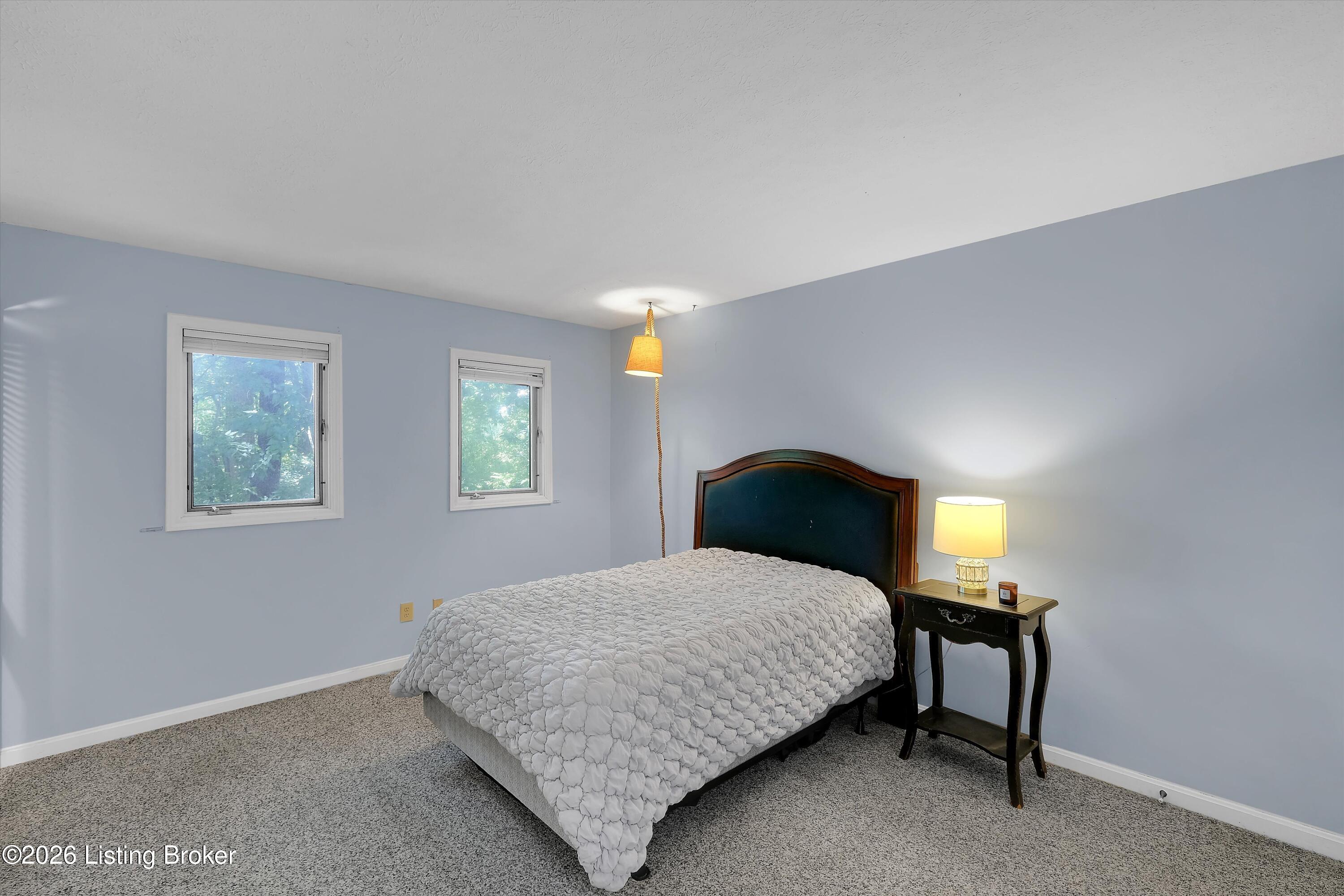 348 Crescent Spring Dr Property Photo 21