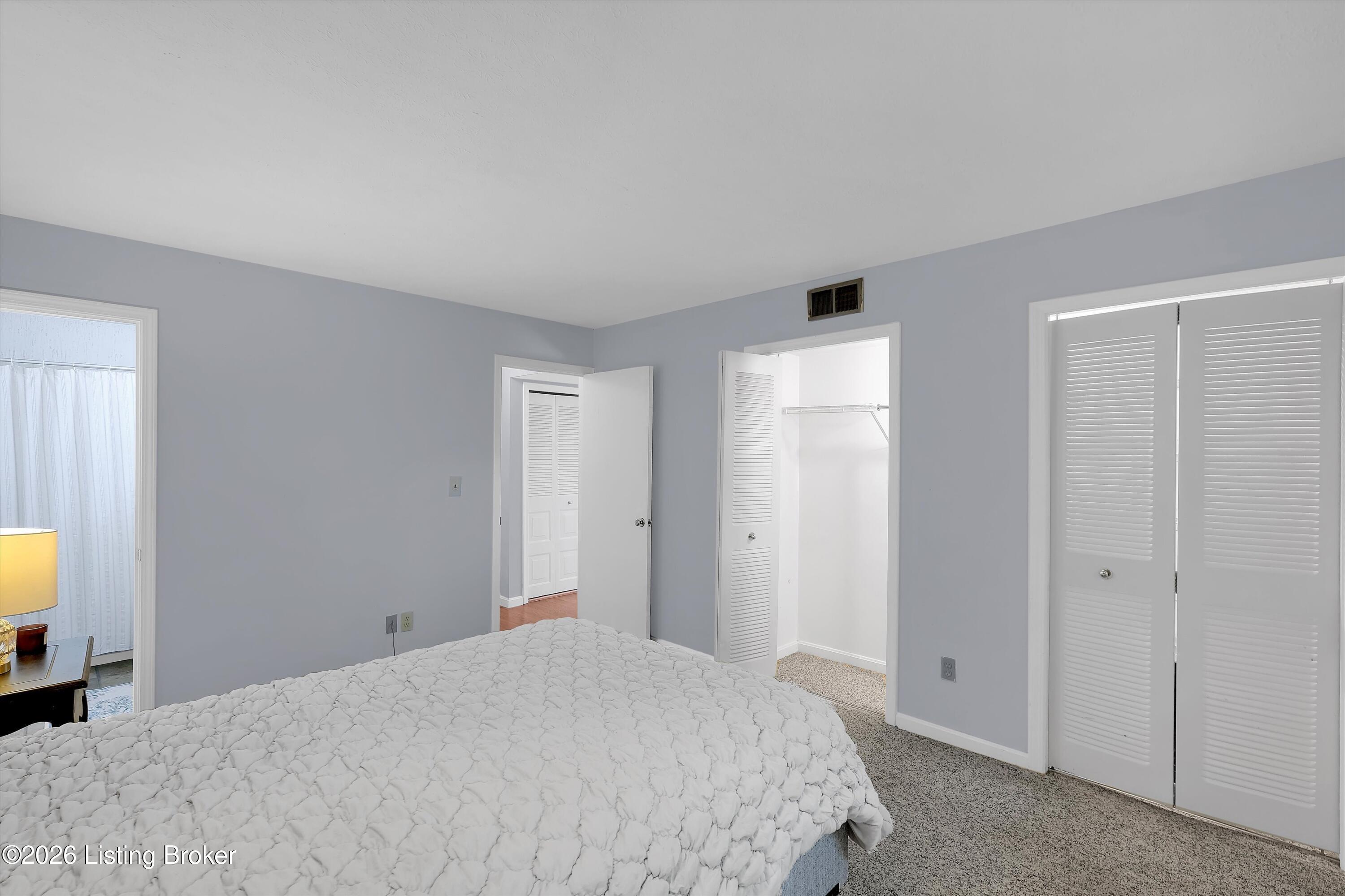 348 Crescent Spring Dr Property Photo 23