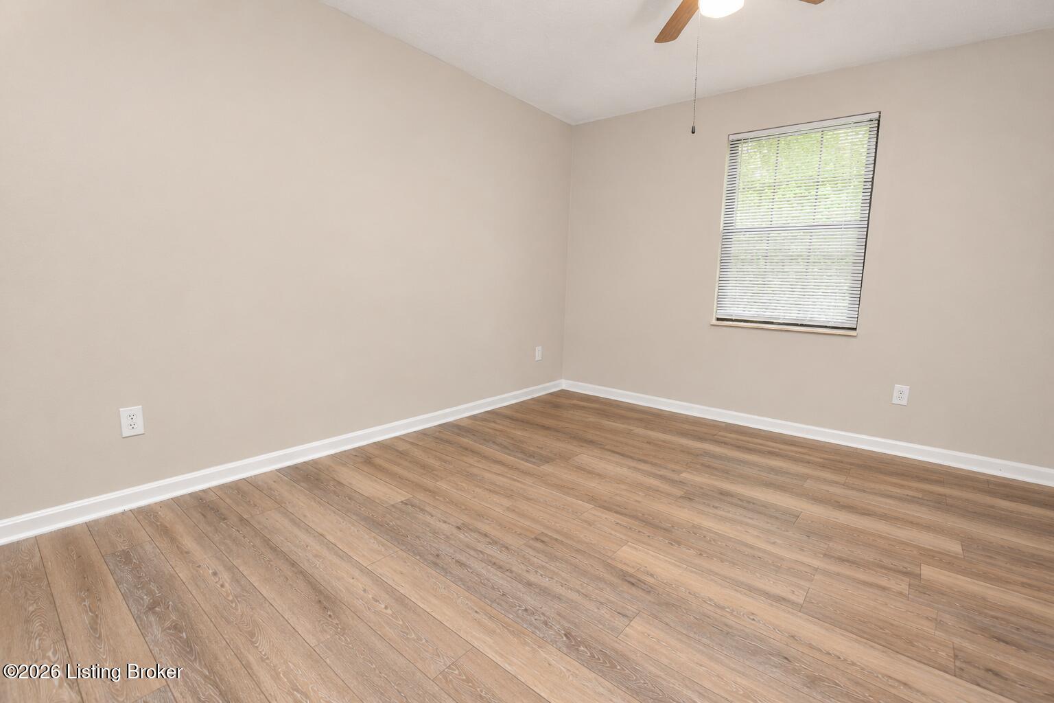6522 Six Mile Ln 2 Property Photo 5