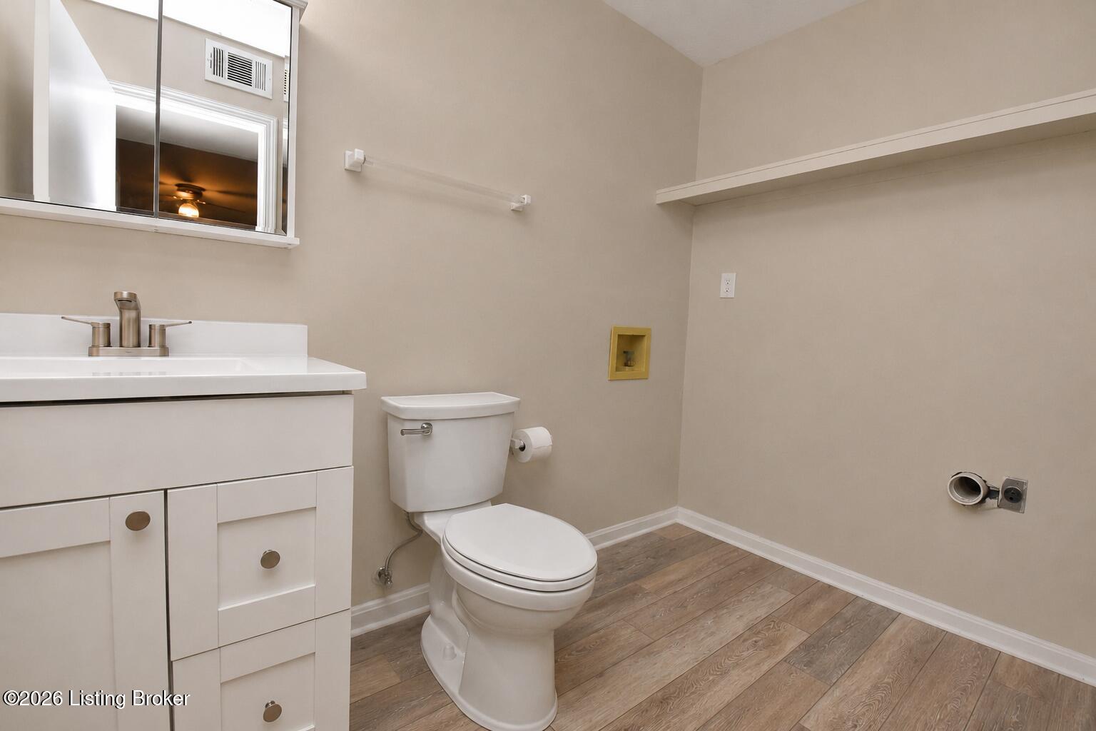 6522 Six Mile Ln 2 Property Photo 6