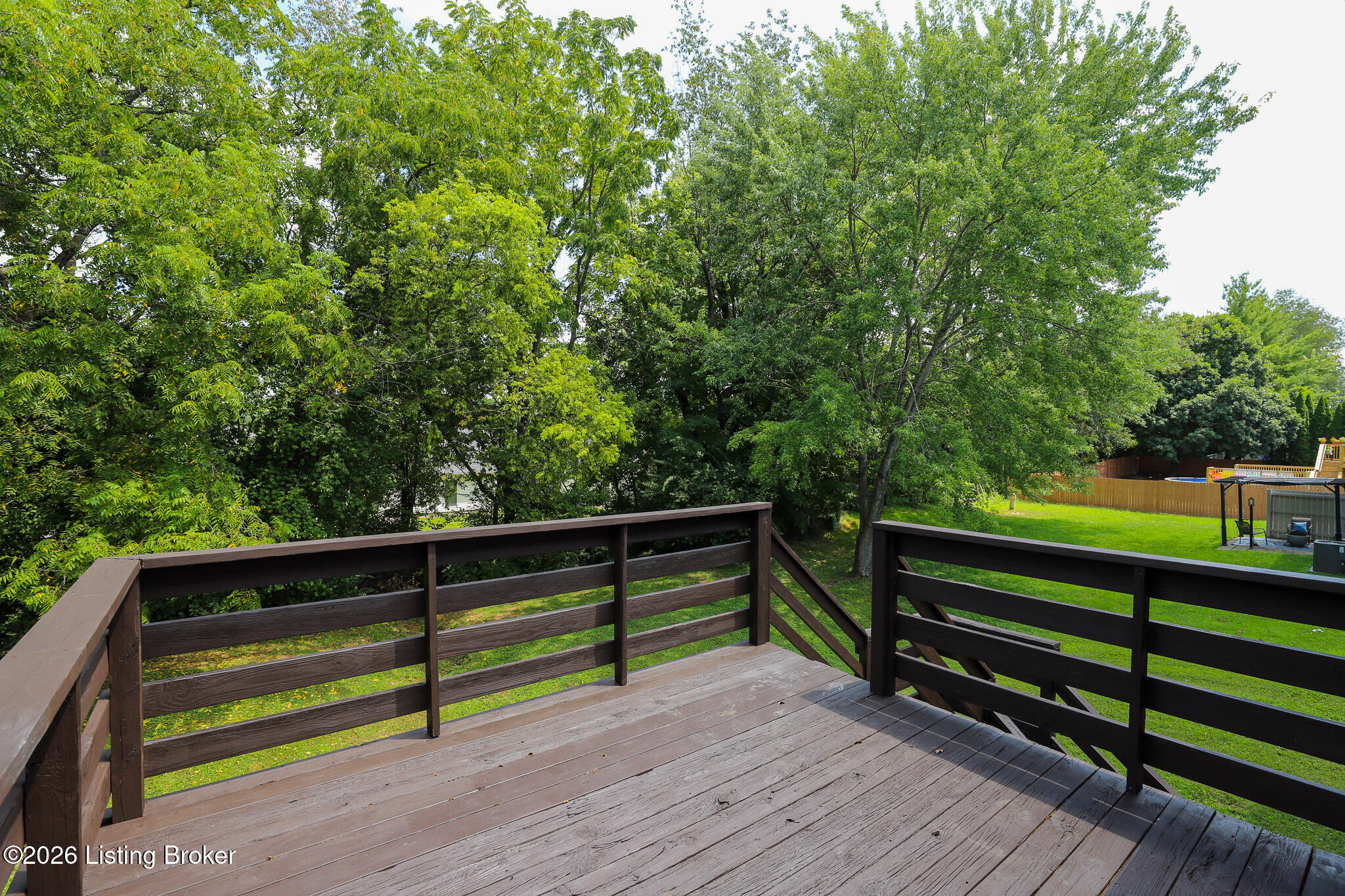 411 College View Dr Property Photo 7