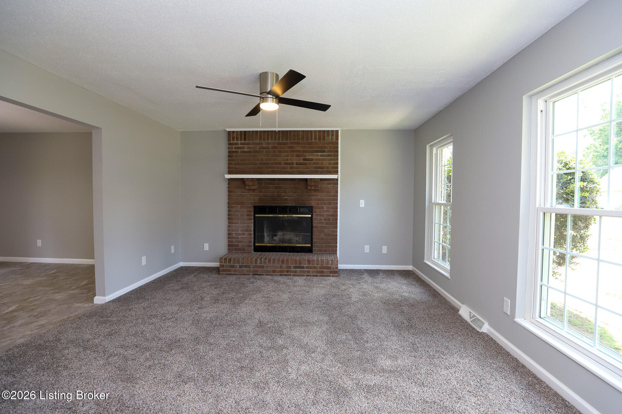 411 College View Dr Property Photo 12