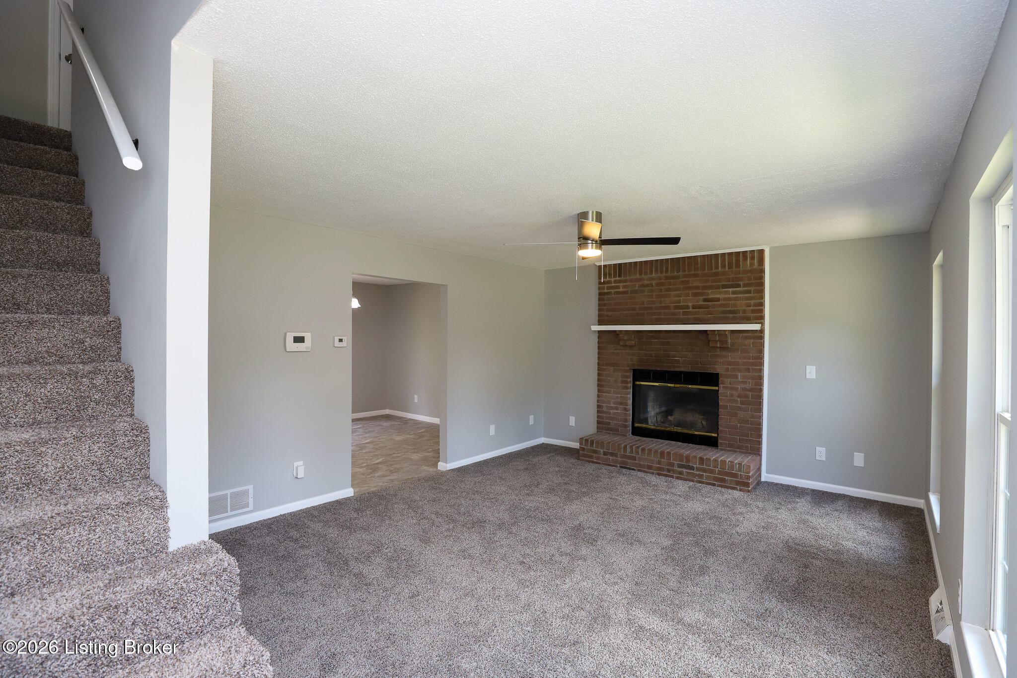 411 College View Dr Property Photo 13