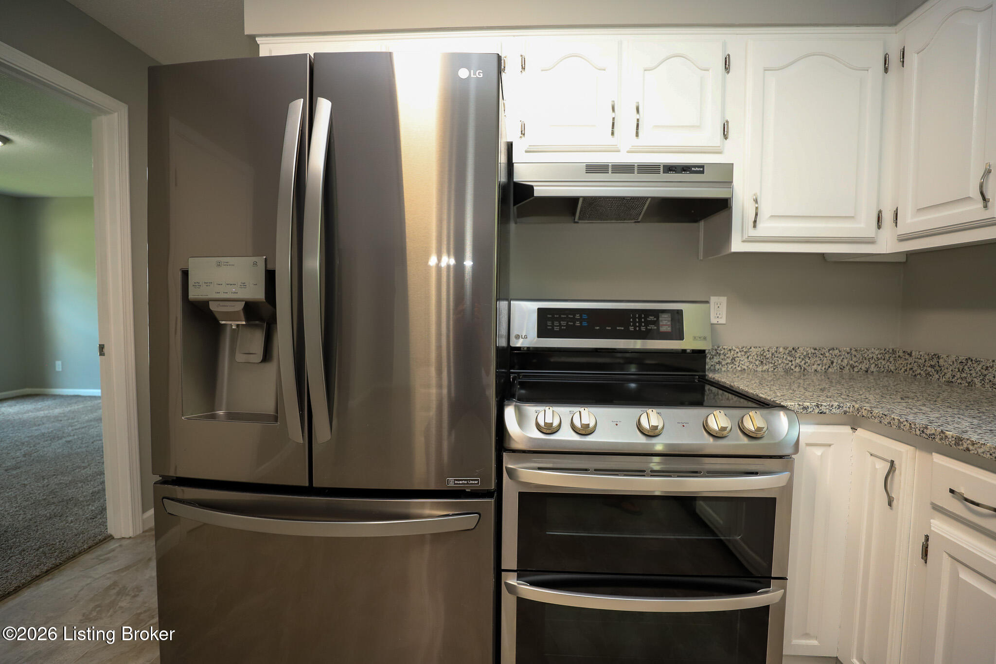 411 College View Dr Property Photo 20