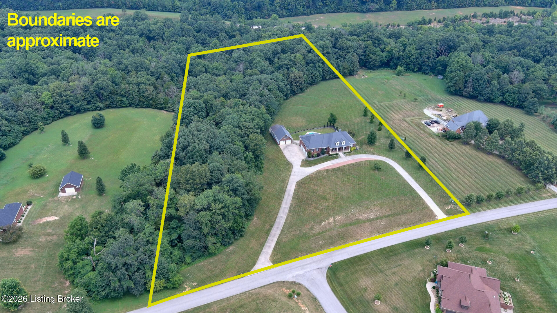 145 Mary Lee St Property Photo 3
