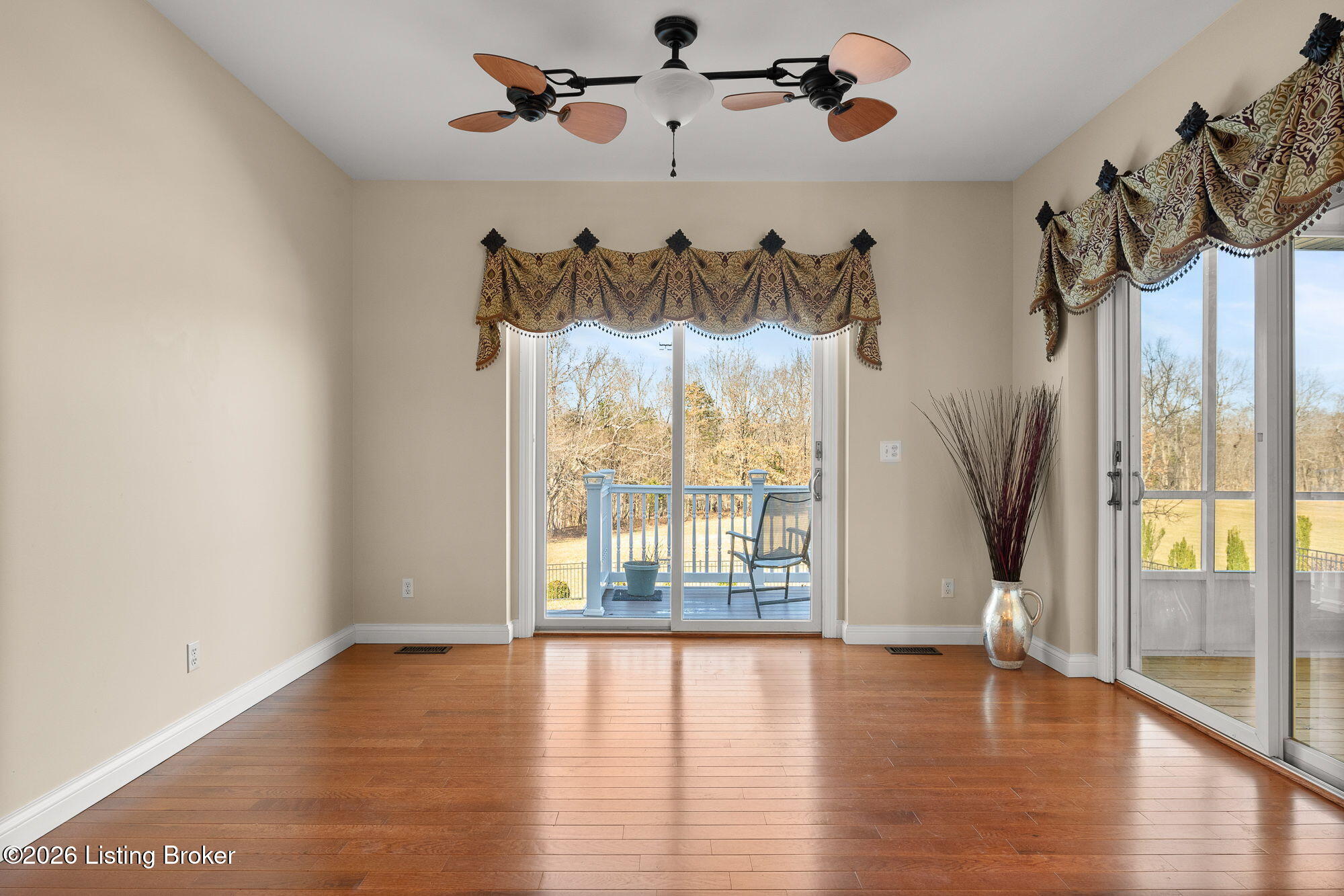 145 Mary Lee St Property Photo 29