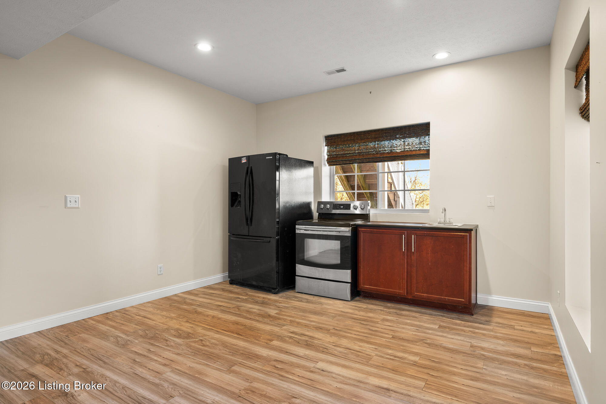 145 Mary Lee St Property Photo 49