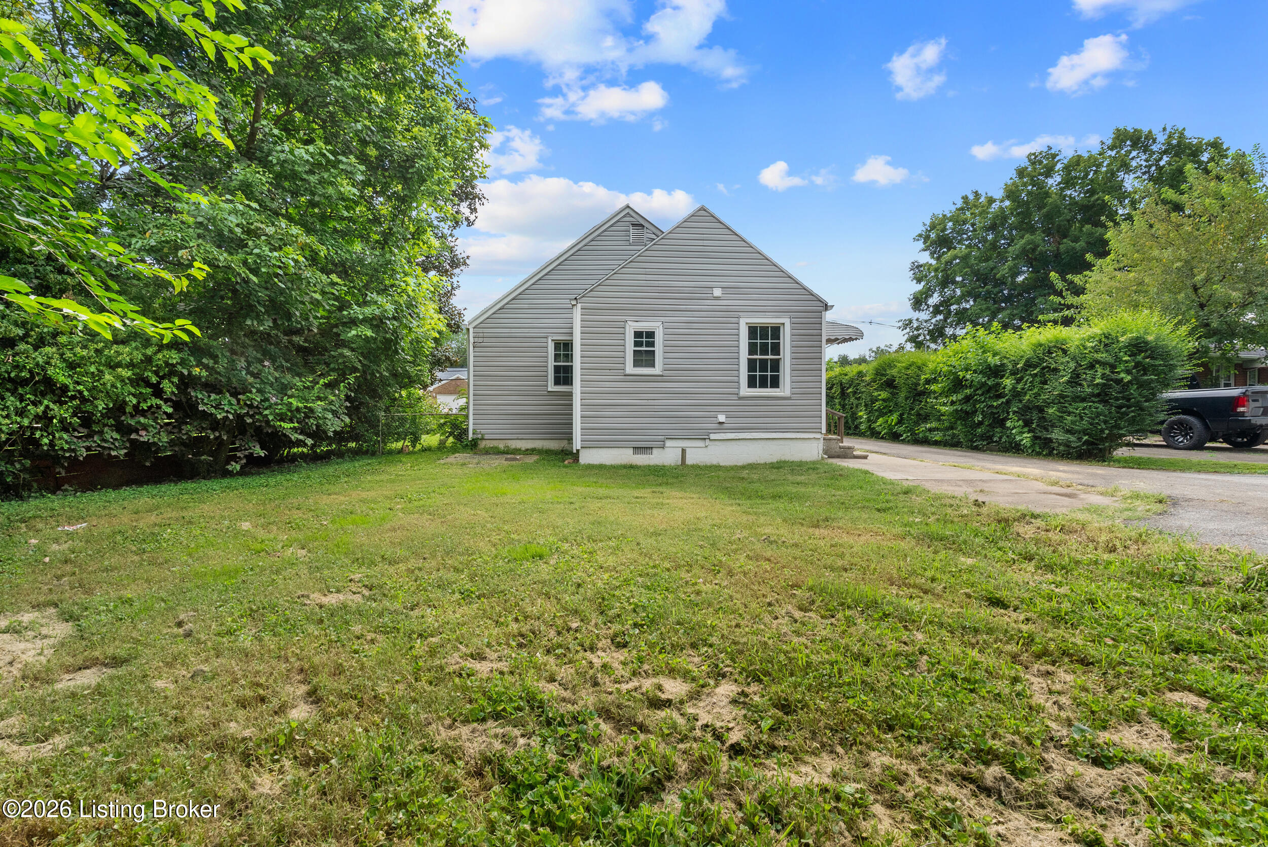 10324 Deering Rd Property Photo 27