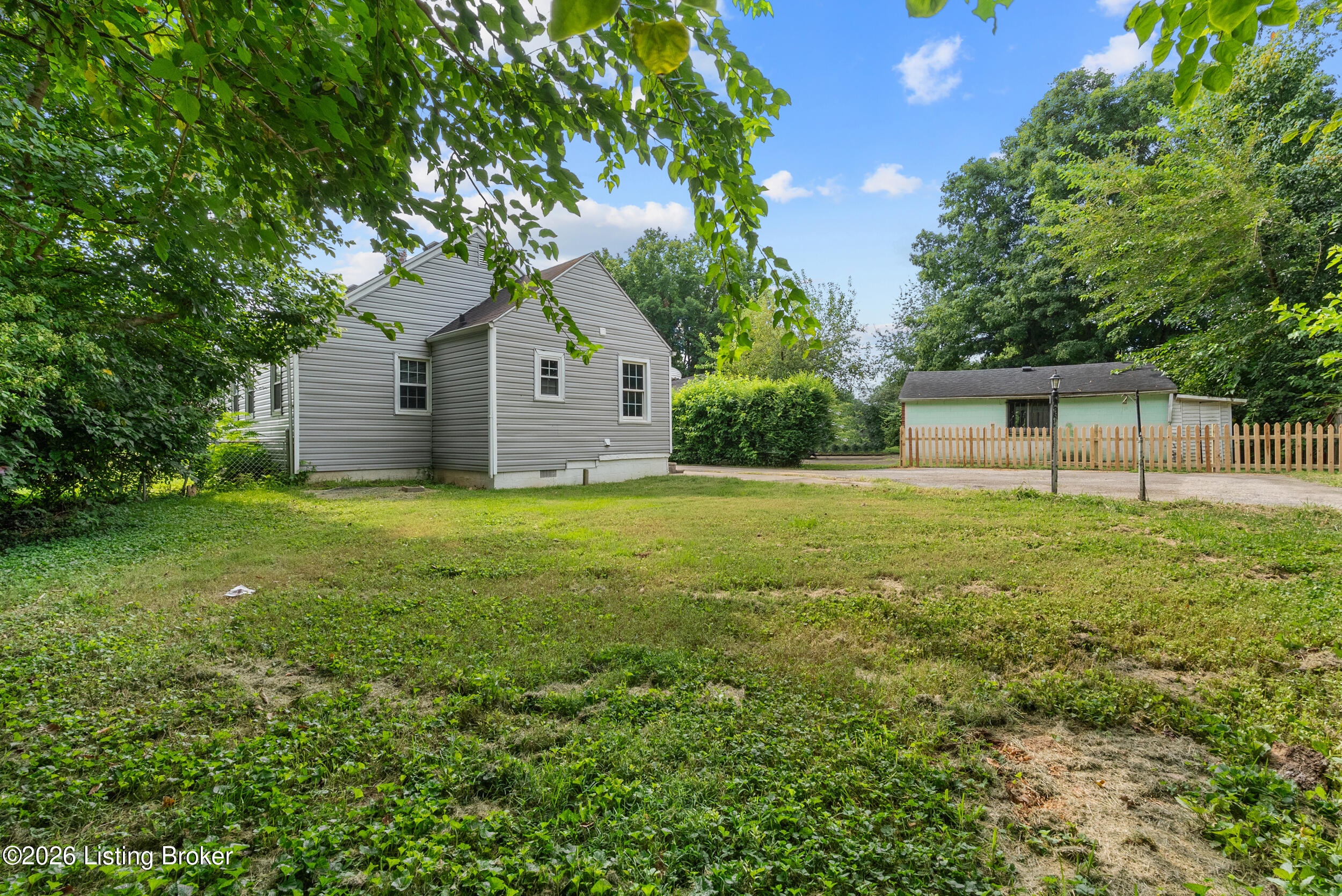 10324 Deering Rd Property Photo 29