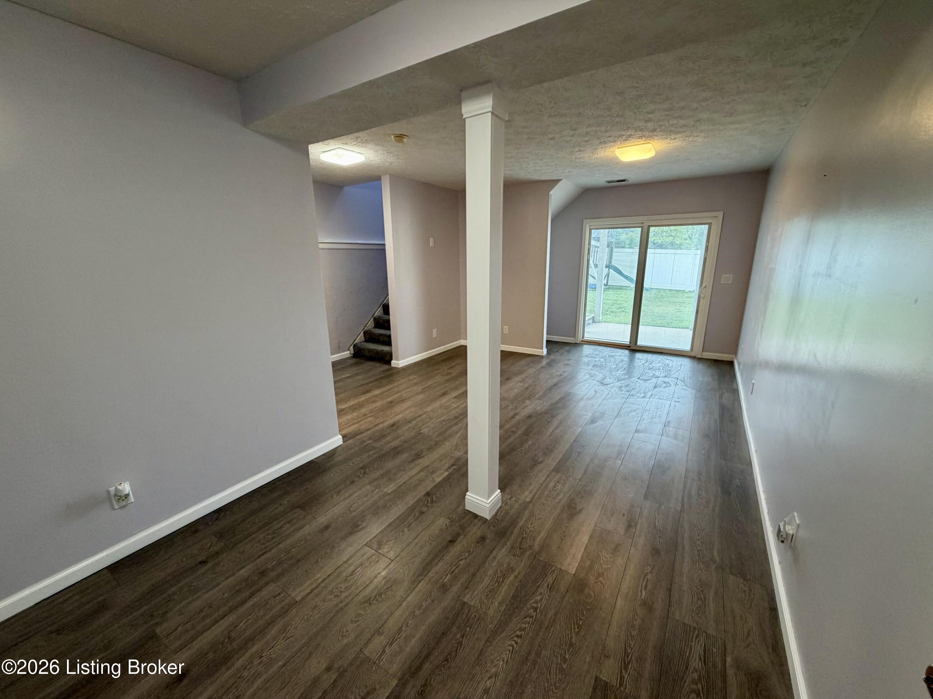 120 Alder Dr Property Photo 26
