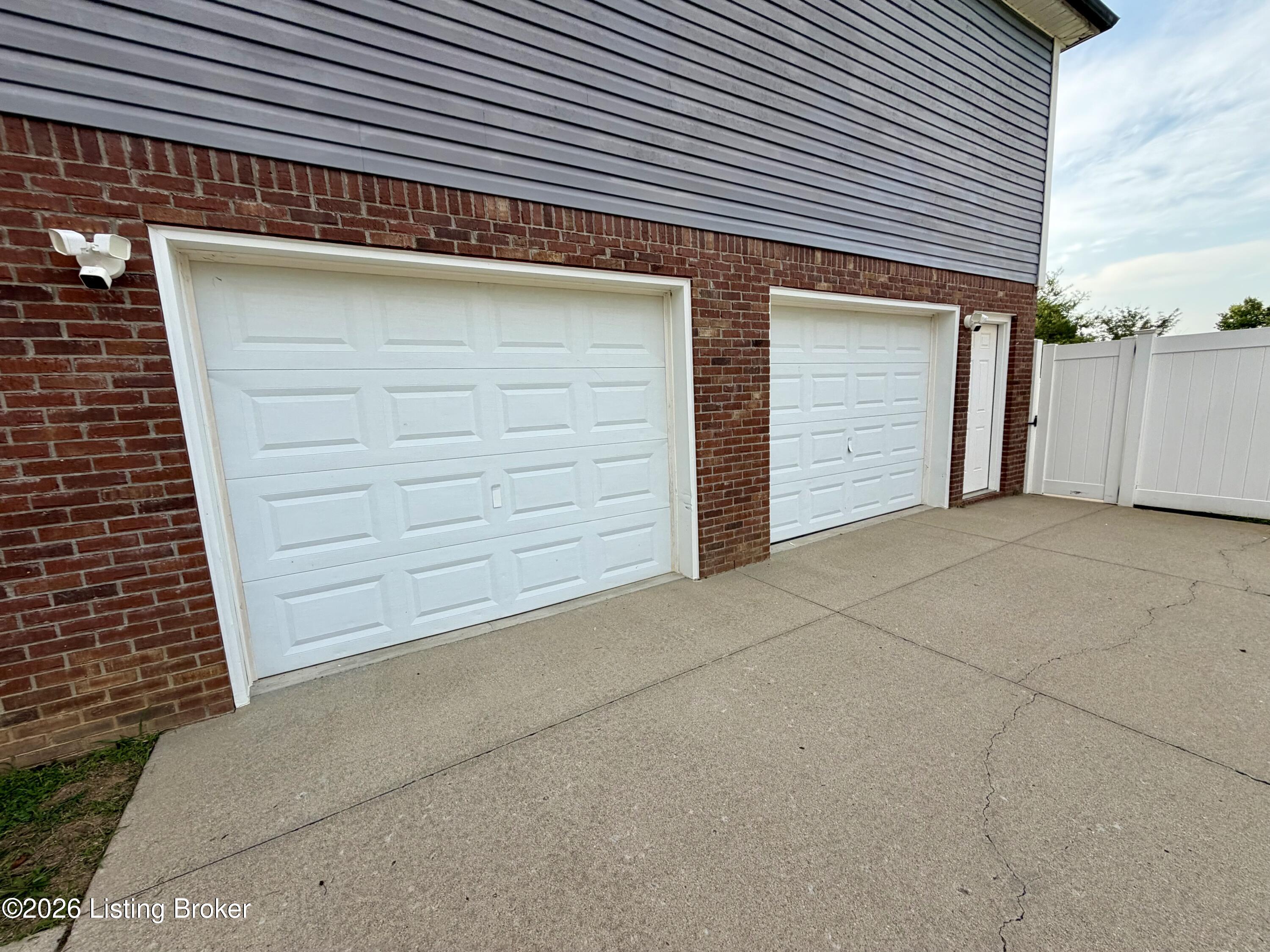 120 Alder Dr Property Photo 35