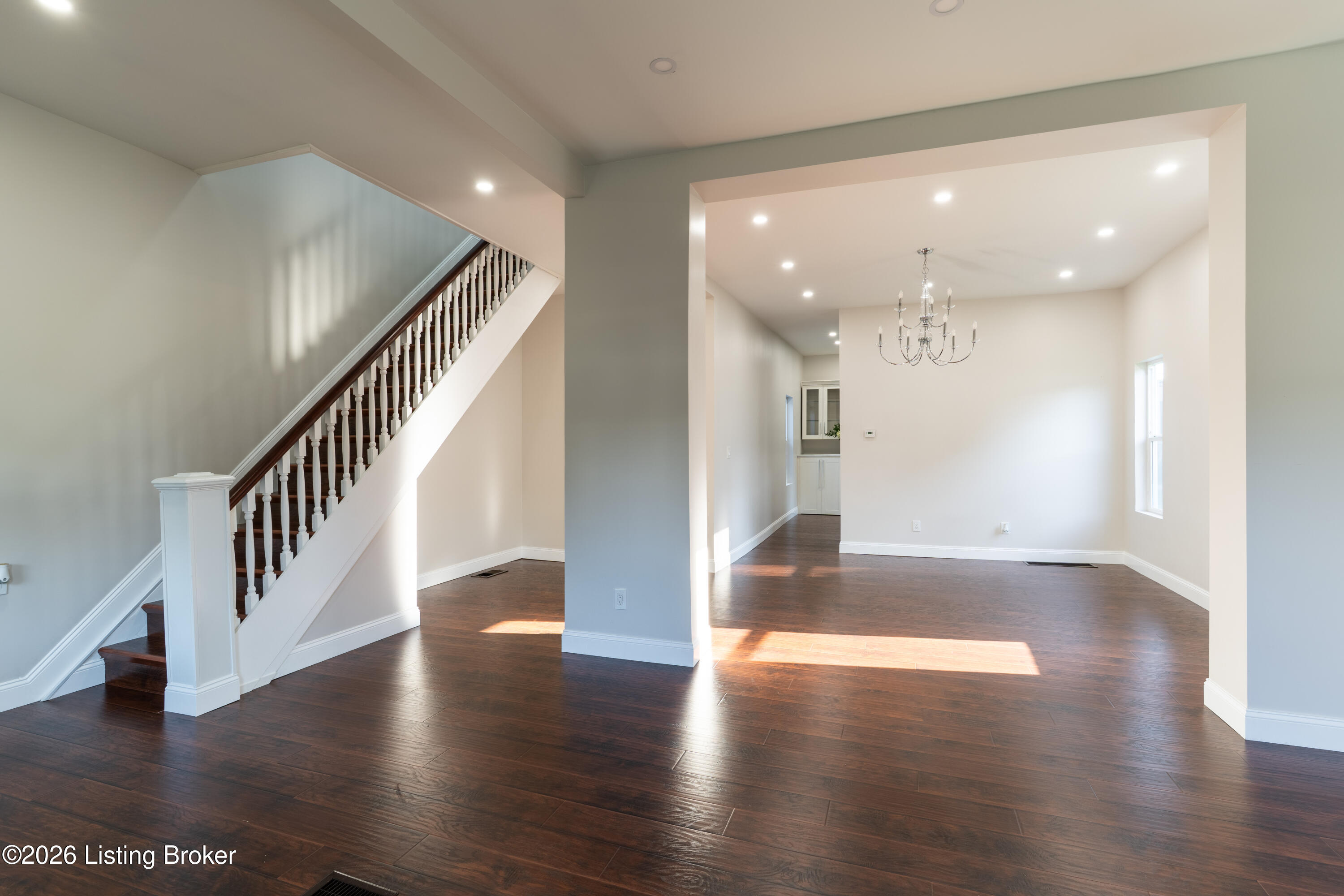 1745 Bolling Ave Property Photo 6