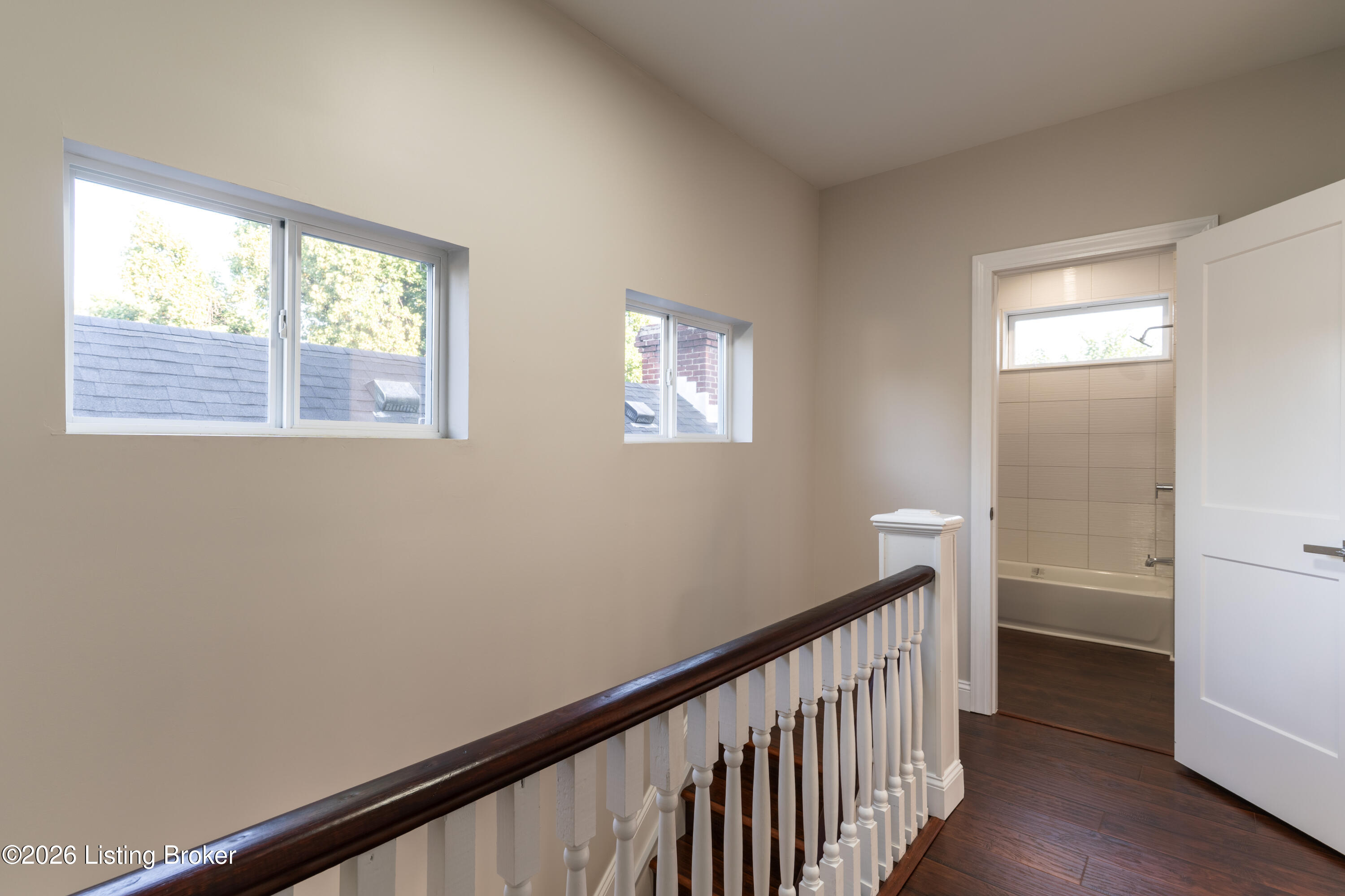 1745 Bolling Ave Property Photo 20