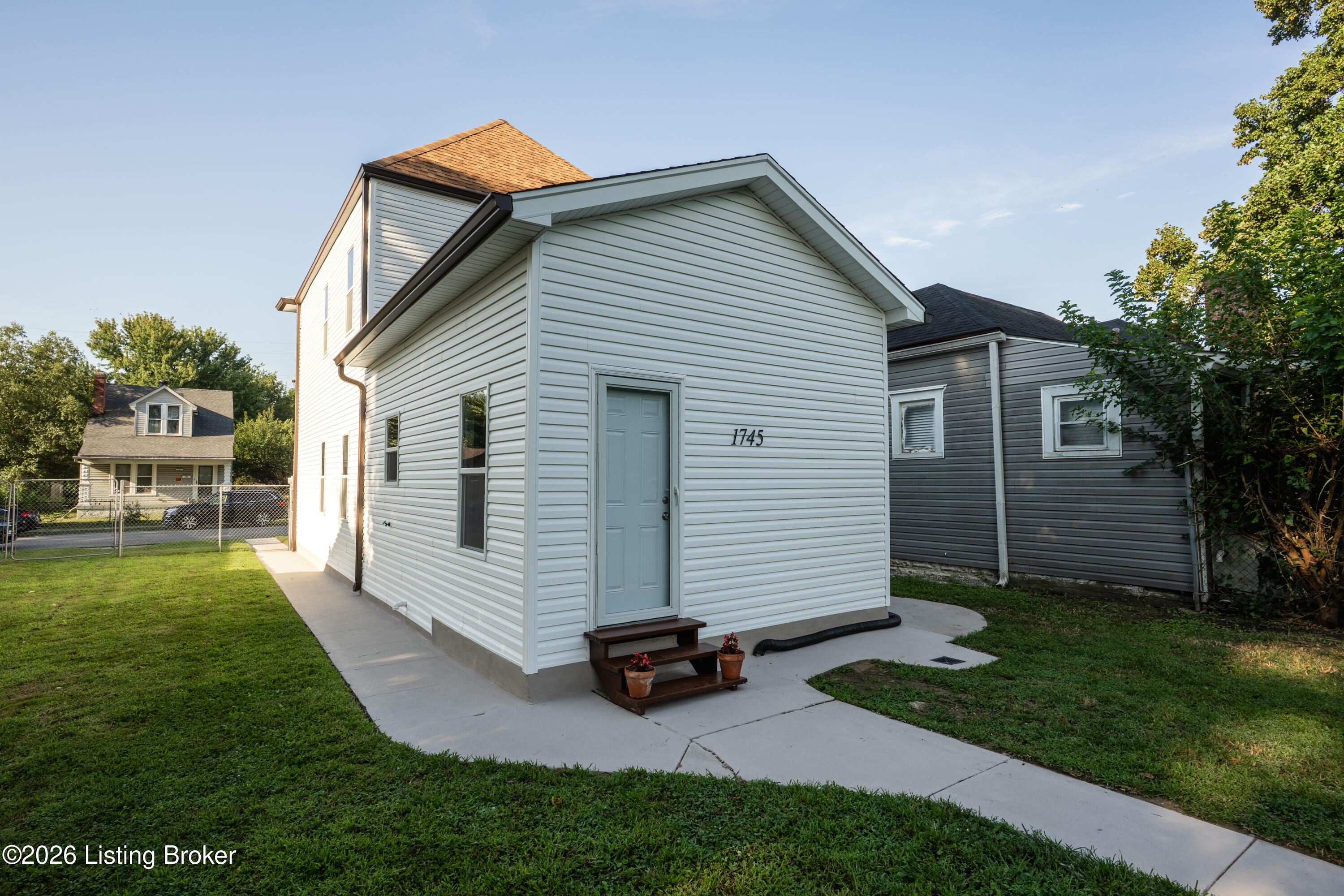 1745 Bolling Ave Property Photo 35