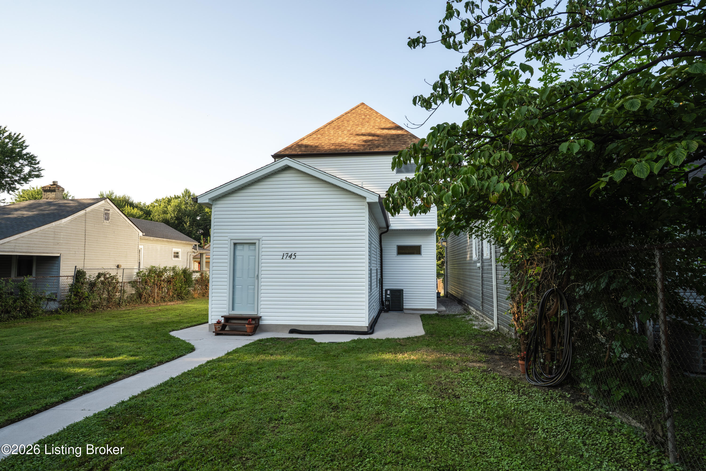 1745 Bolling Ave Property Photo 38