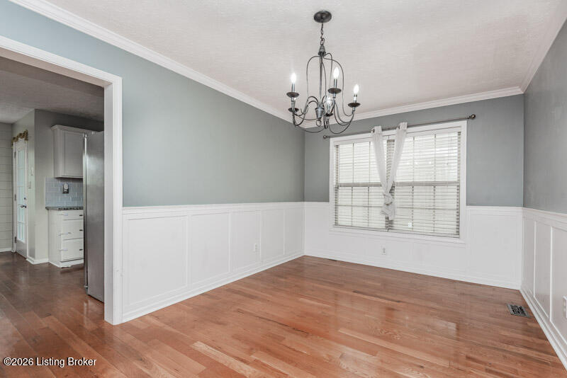 5113 Middlesex Dr Property Photo 10