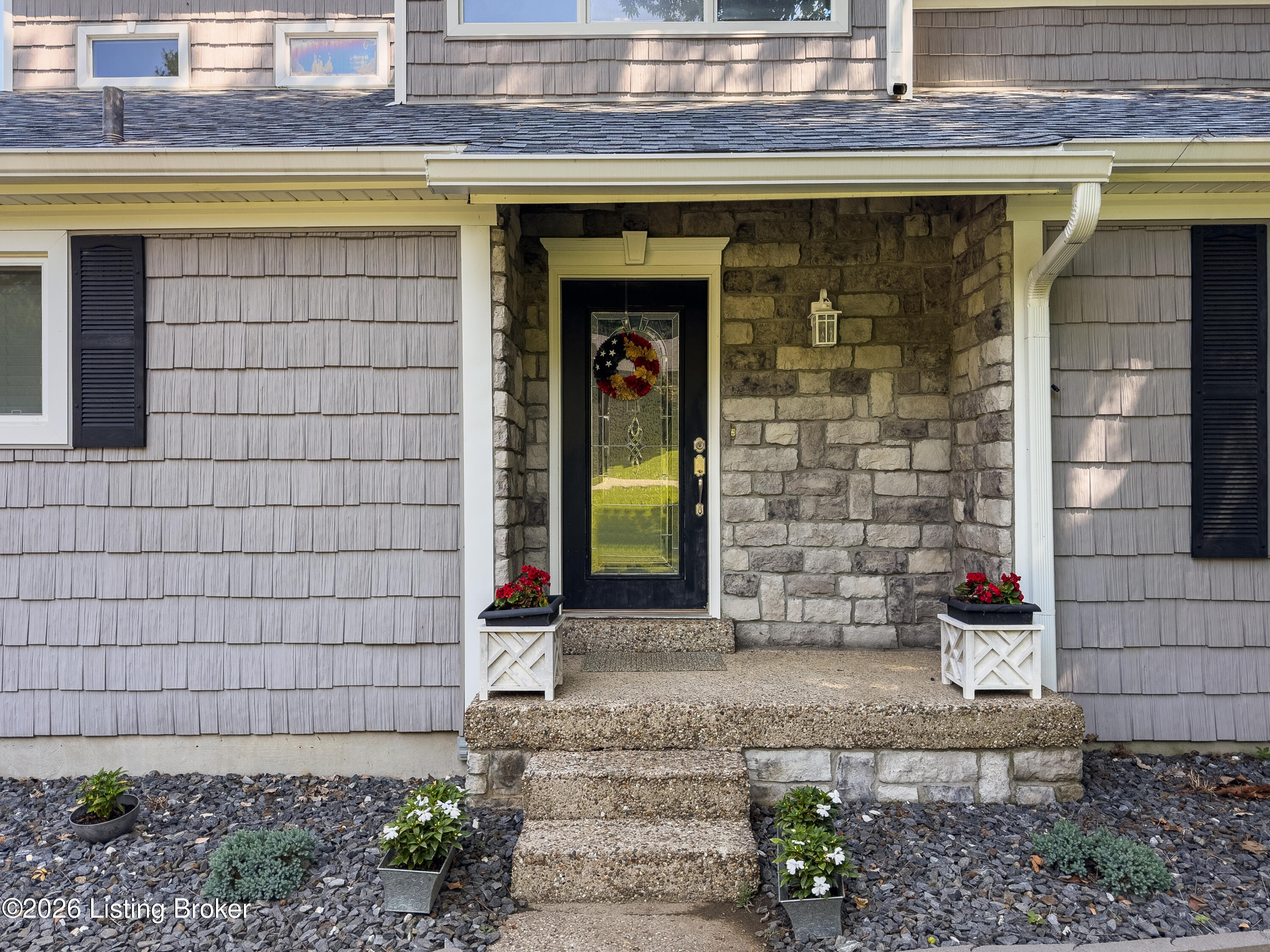 1225 Hollendale Way Property Photo 16