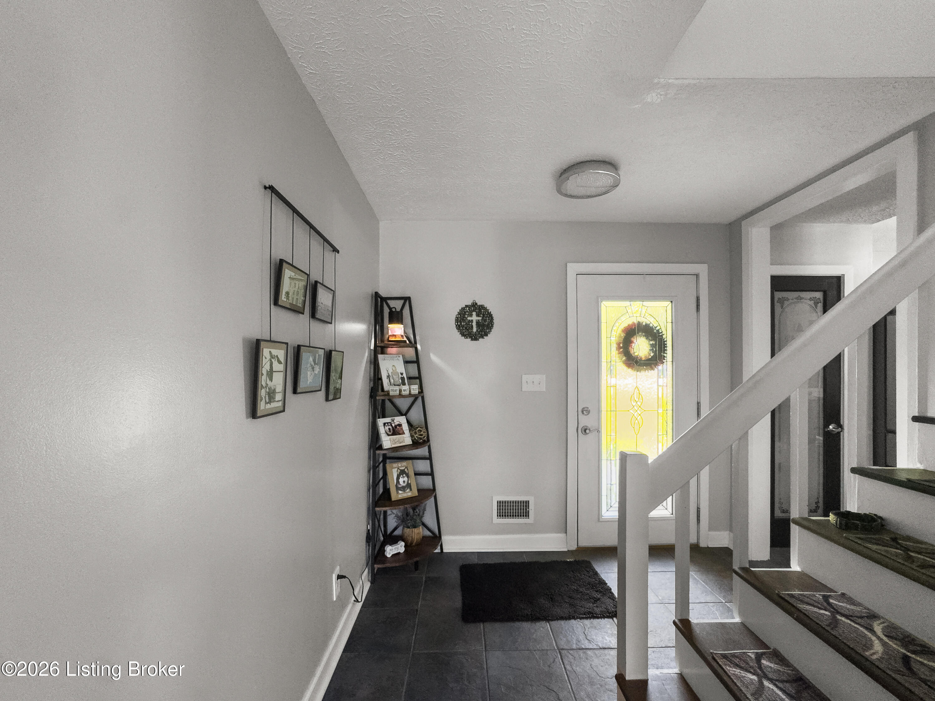 1225 Hollendale Way Property Photo 22