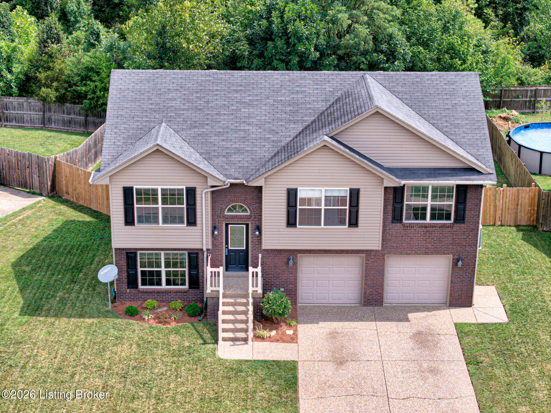 240 Crooked Oak Ct Property Photo 41